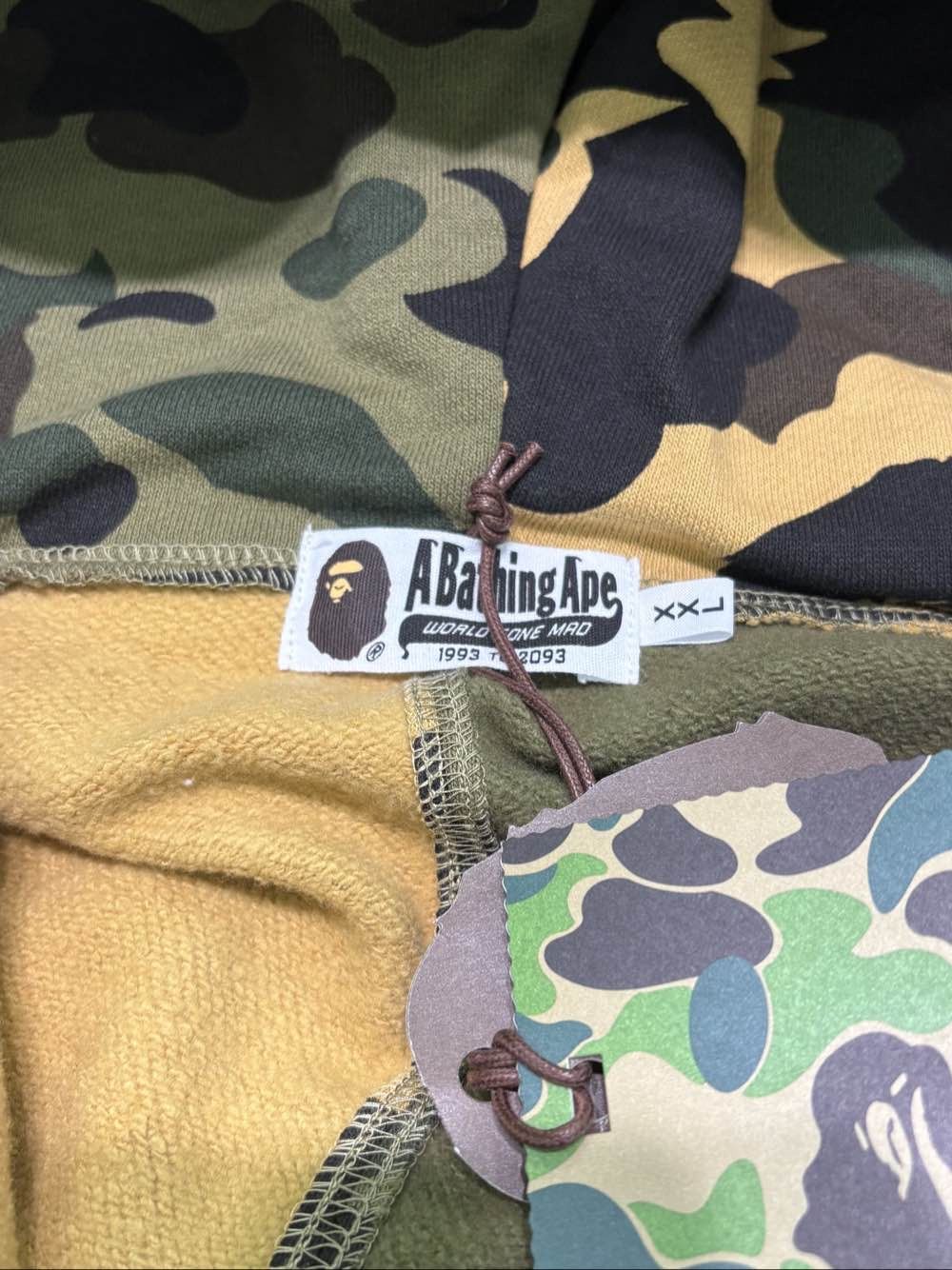 Bape A BATHING APE Camo Shark Full Zip Hoodie XXL Size US XXL / EU 58 / 5 - 3 Thumbnail