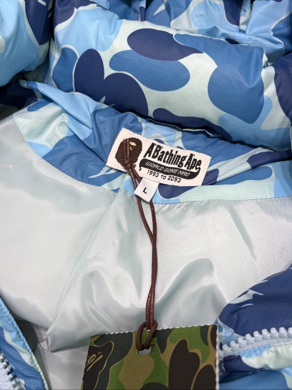 Bape A BATHING APE ABC Camo Down Jacket Size L Size US L / EU 52-54 / 3 - 3 Thumbnail