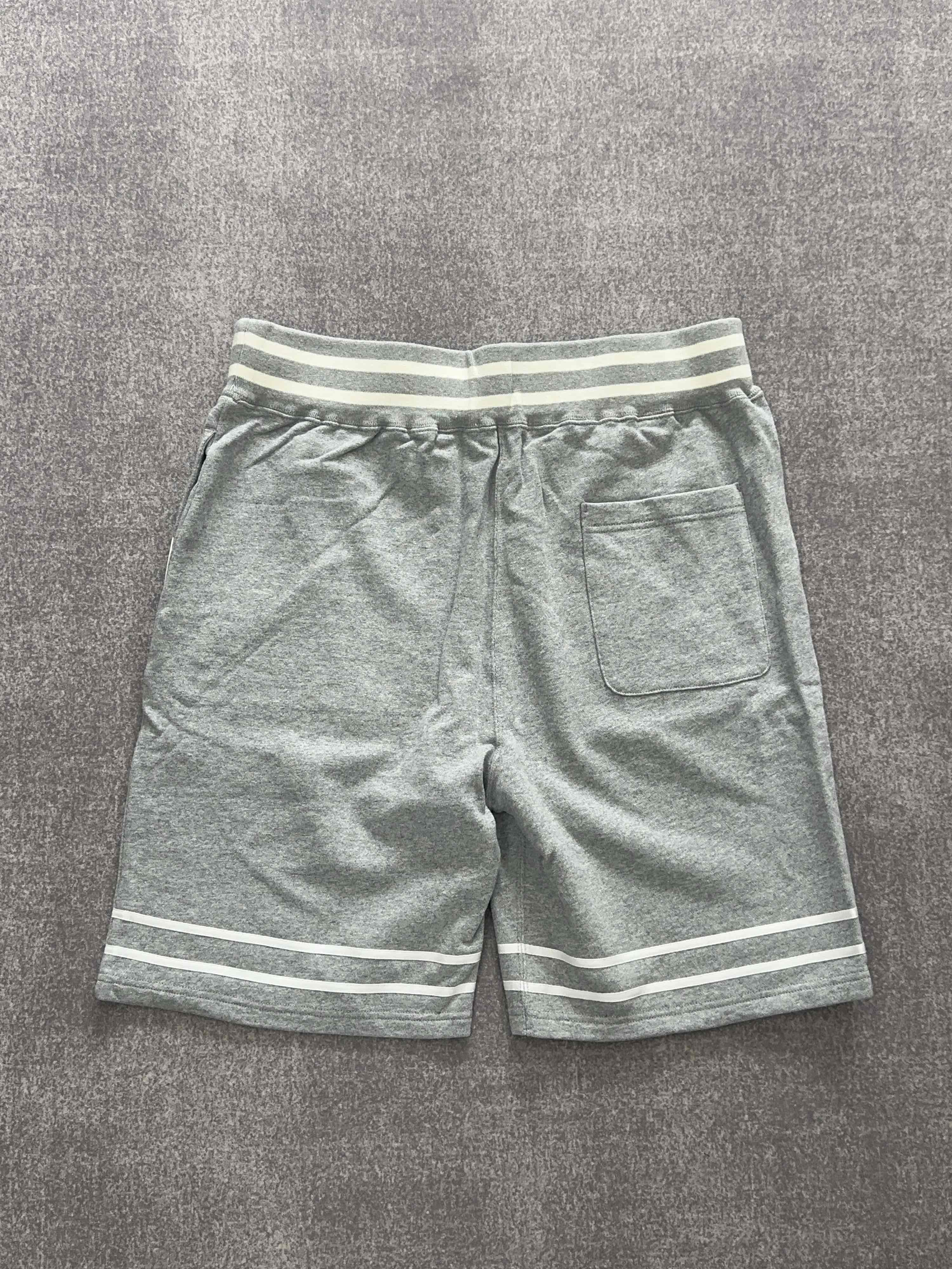 Bape A Bathing Ape Logo Print Shorts Size XL Size US 36 / EU 52 - 2 Thumbnail