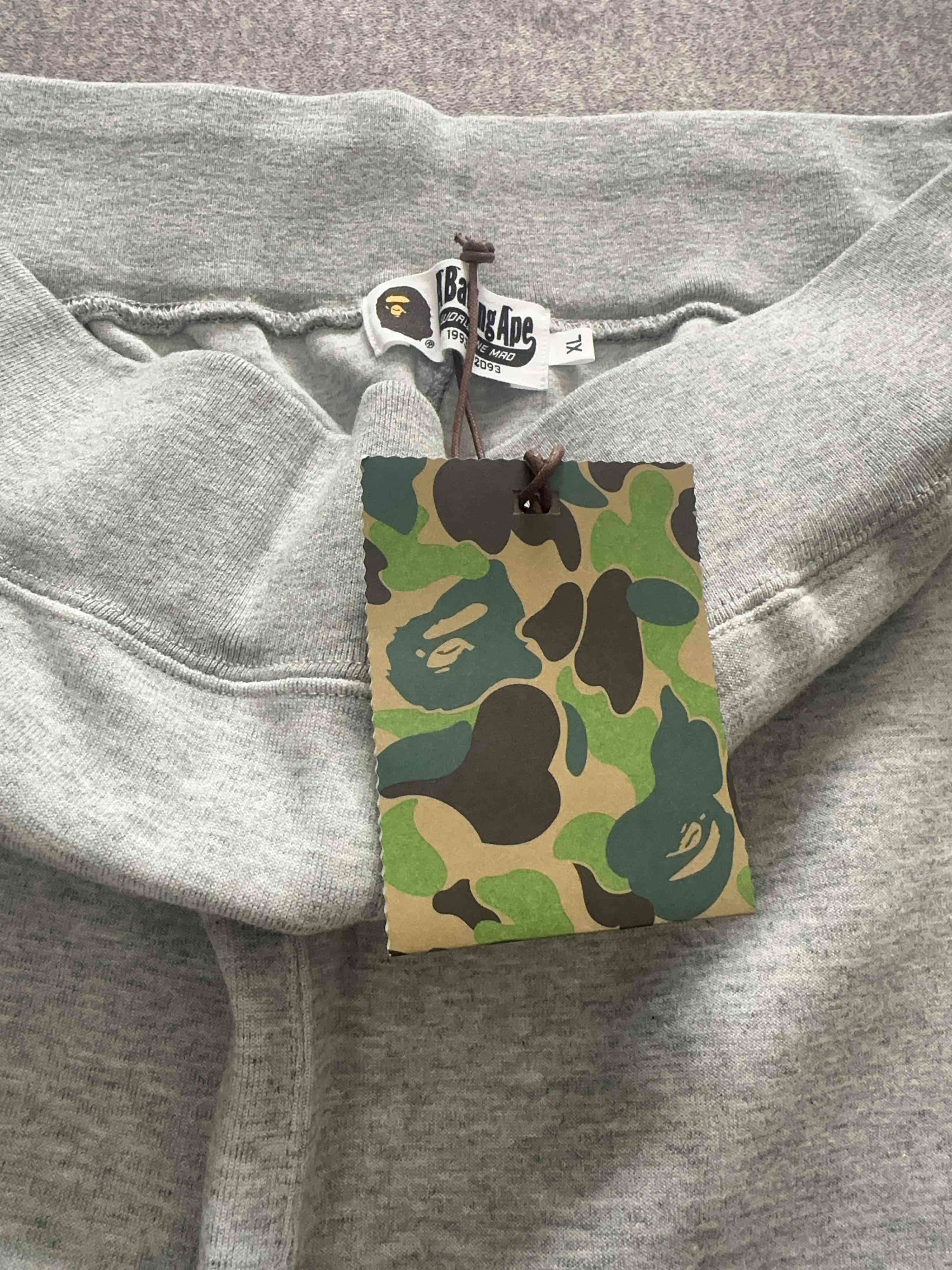 Bape A Bathing Ape Shark Shorts Size XL Size US 36 / EU 52 - 5 Thumbnail