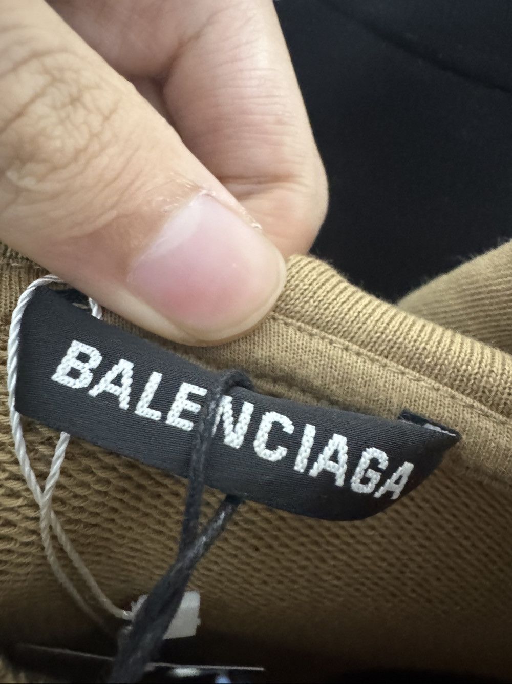 Balenciaga Balenciaga Laurel Logo Hoodie Size XS Size US XS / EU 42 / 0 - 3 Thumbnail
