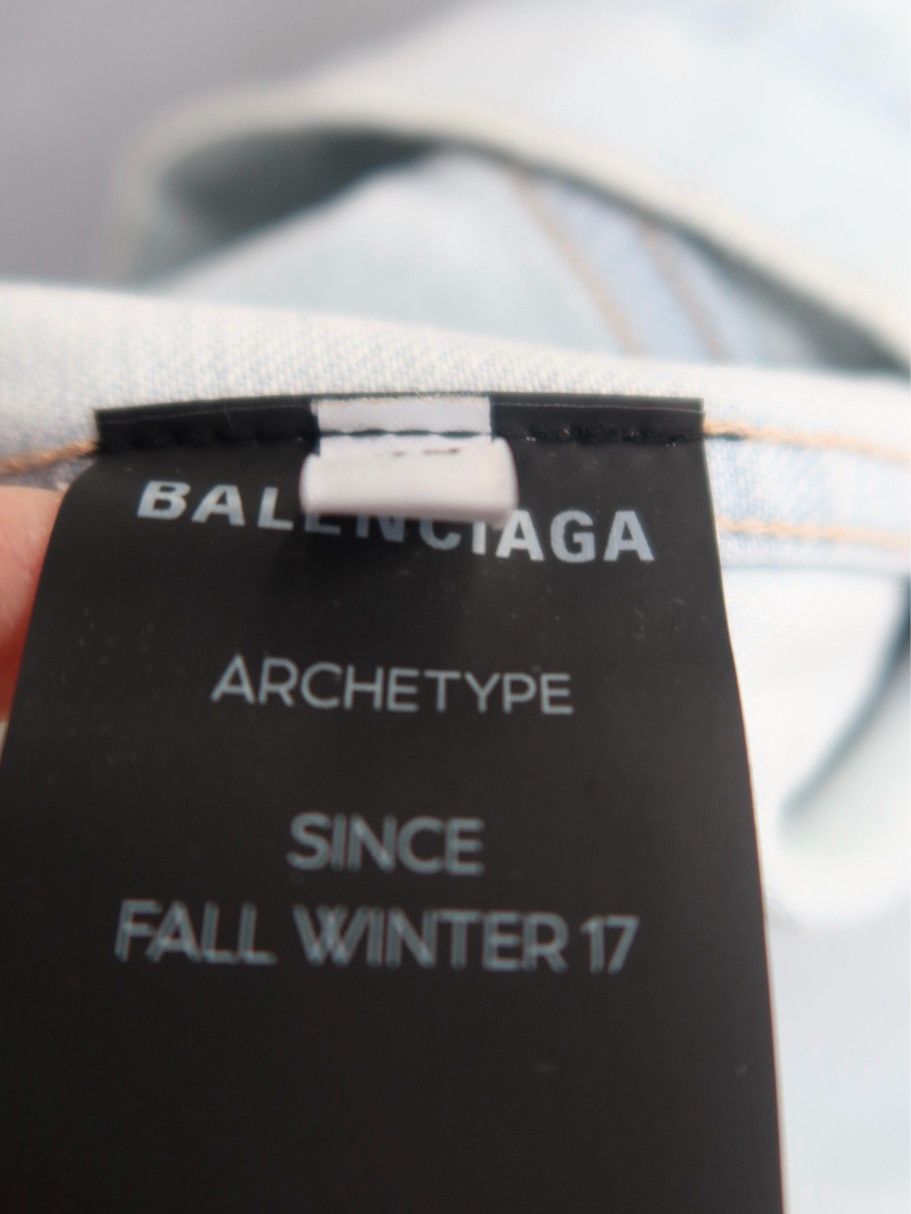 Balenciaga Balenciaga Back Logo Denim Jacket Size 40 Size US XXS / EU 40 - 5 Thumbnail