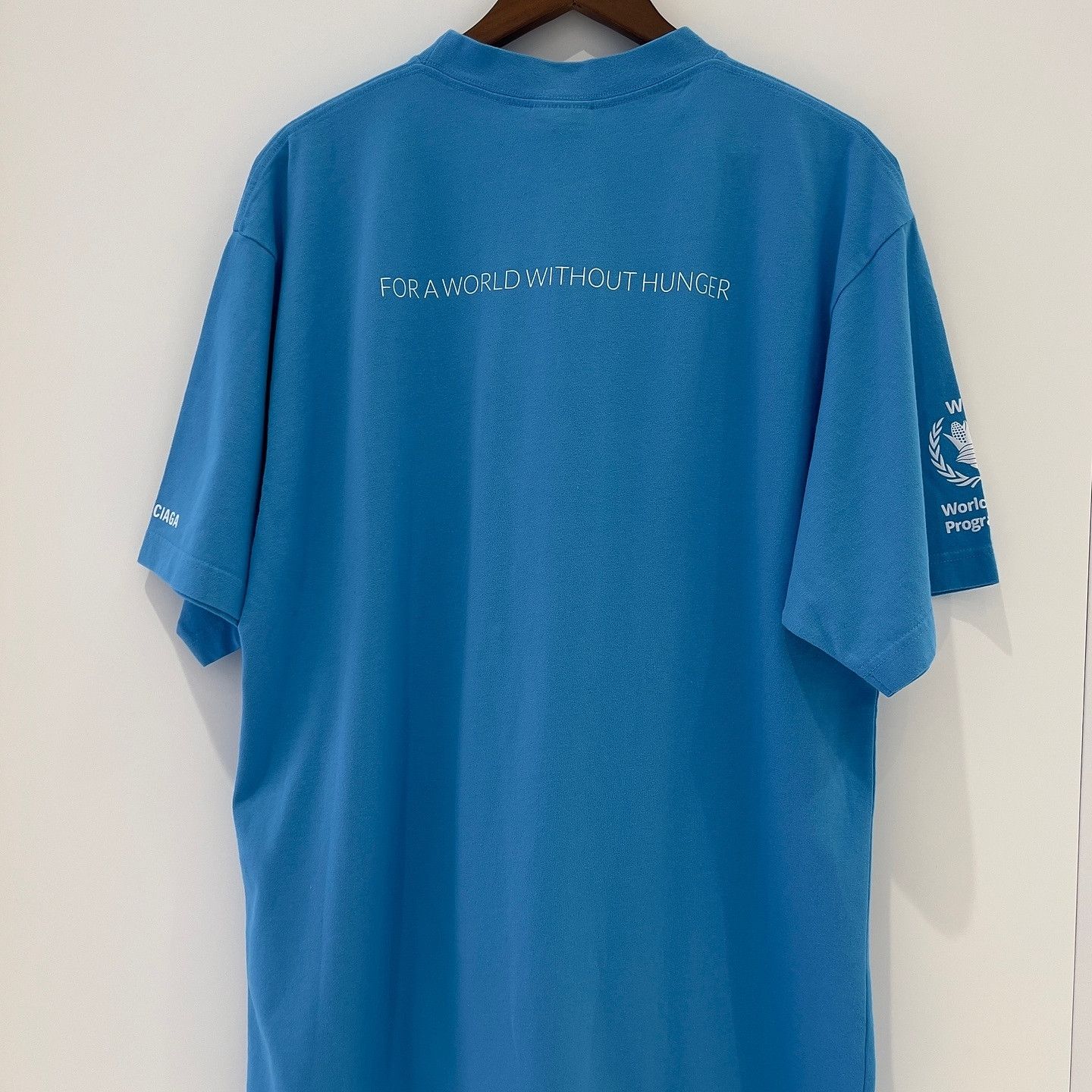 Balenciaga Balenciaga WFP Logo T-Shirt Size S Size US S / EU 44-46 / 1 - 2 Thumbnail