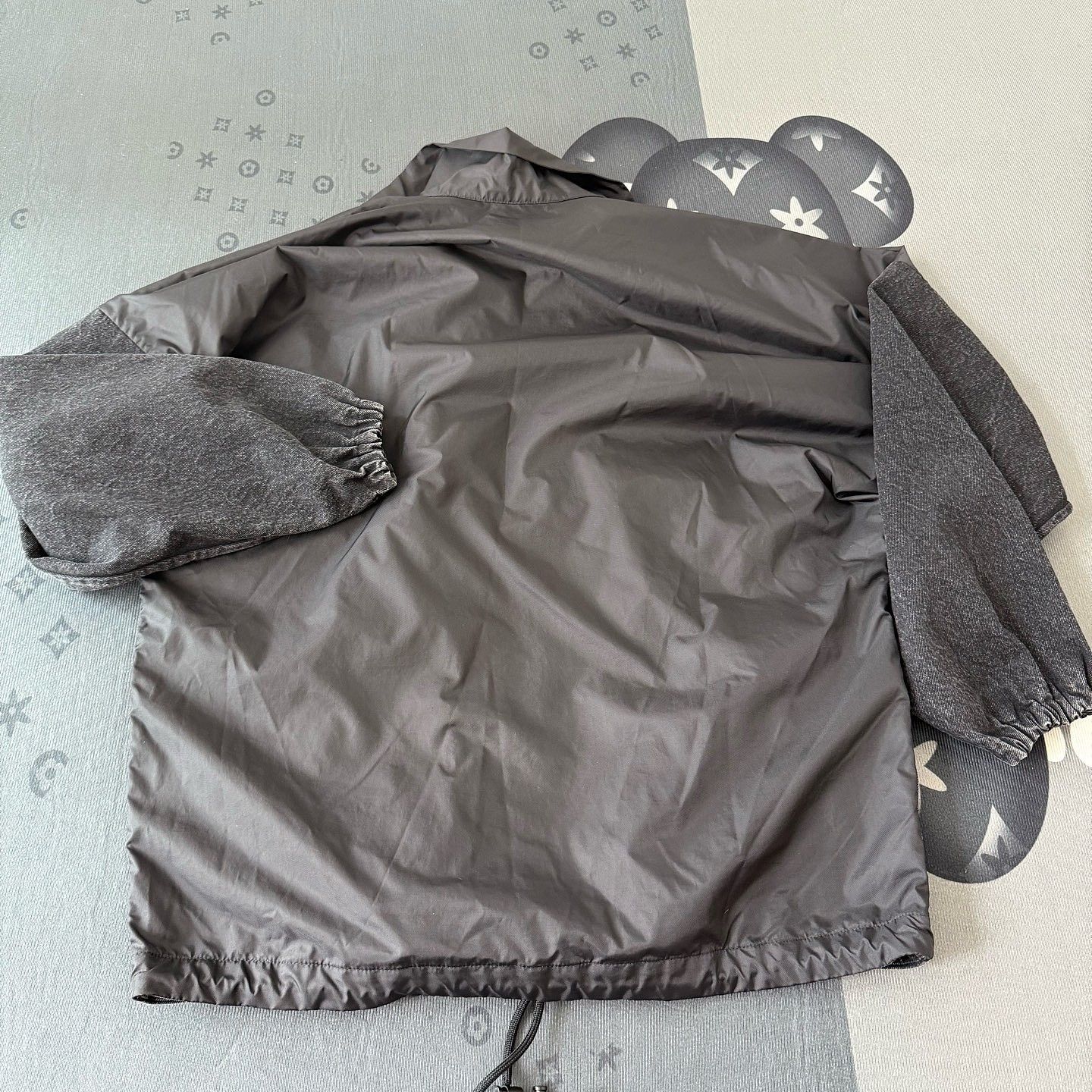 Balenciaga Balenciaga Logo Print Jacket Size 36 Size XS / US 0-2 / IT 36-38 - 2 Thumbnail