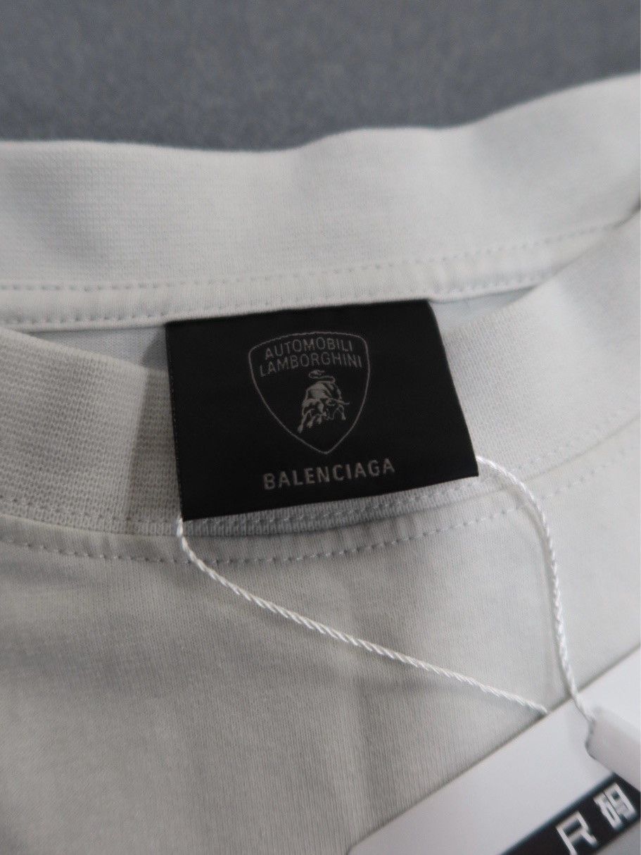 Balenciaga Balenciaga x Lamborghini Car Print Long Sleeve T-Shirt US S Size US S / EU 44-46 / 1 - 3 Thumbnail