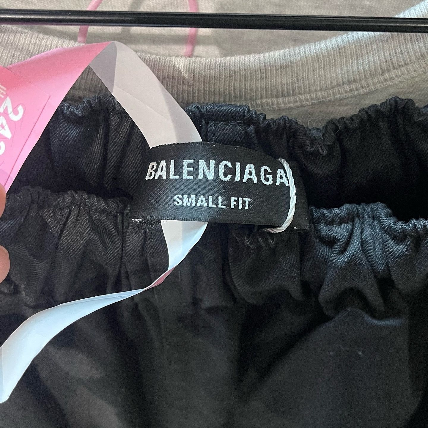 Balenciaga Balenciaga Property Of Logo Nylon Shorts Size US 30 Size US 30 / EU 46 - 3 Thumbnail