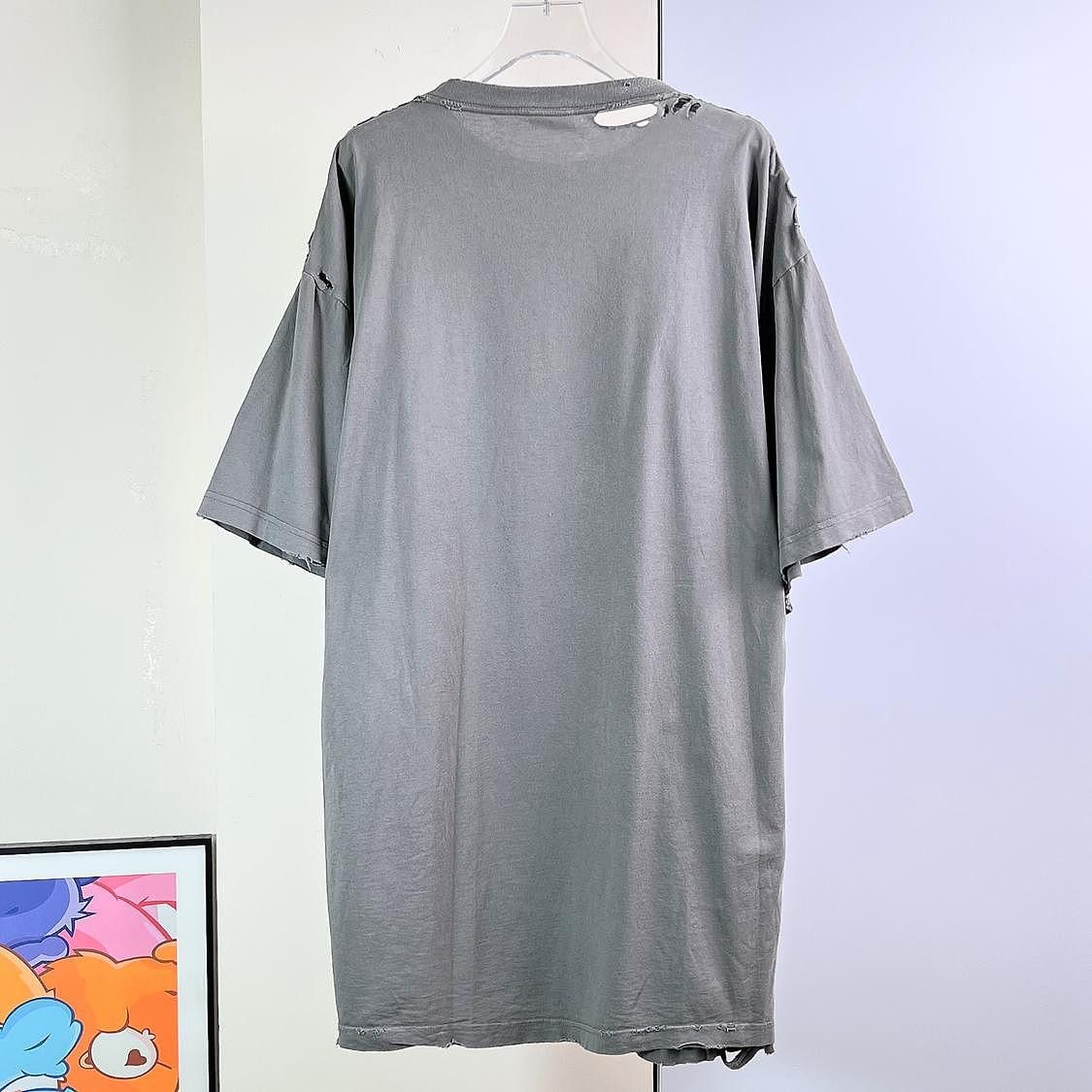 Balenciaga Balenciaga Human Being Distressed T-Shirt Size XL Size US XL / EU 56 / 4 - 2 Thumbnail