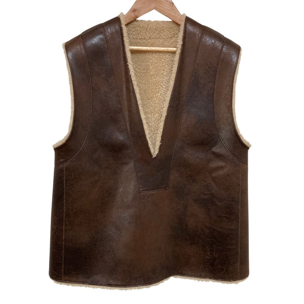 Other Other Plage Faux Shearling Vest Plastic / Synthetic Outerwear DUTY FREE for USA Size ONE SIZE - 4 Thumbnail