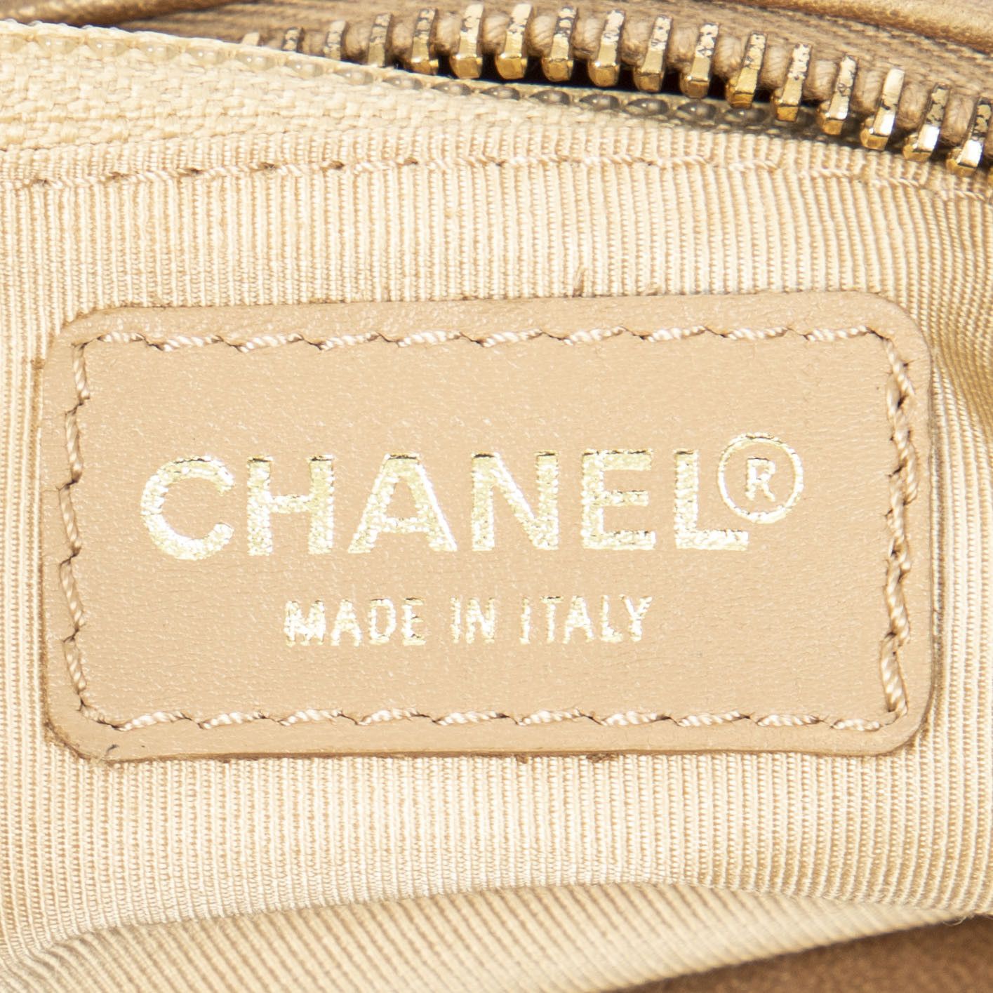 Chanel CC Choco Bar Shoulder Bag Size ONE SIZE - 8 Thumbnail