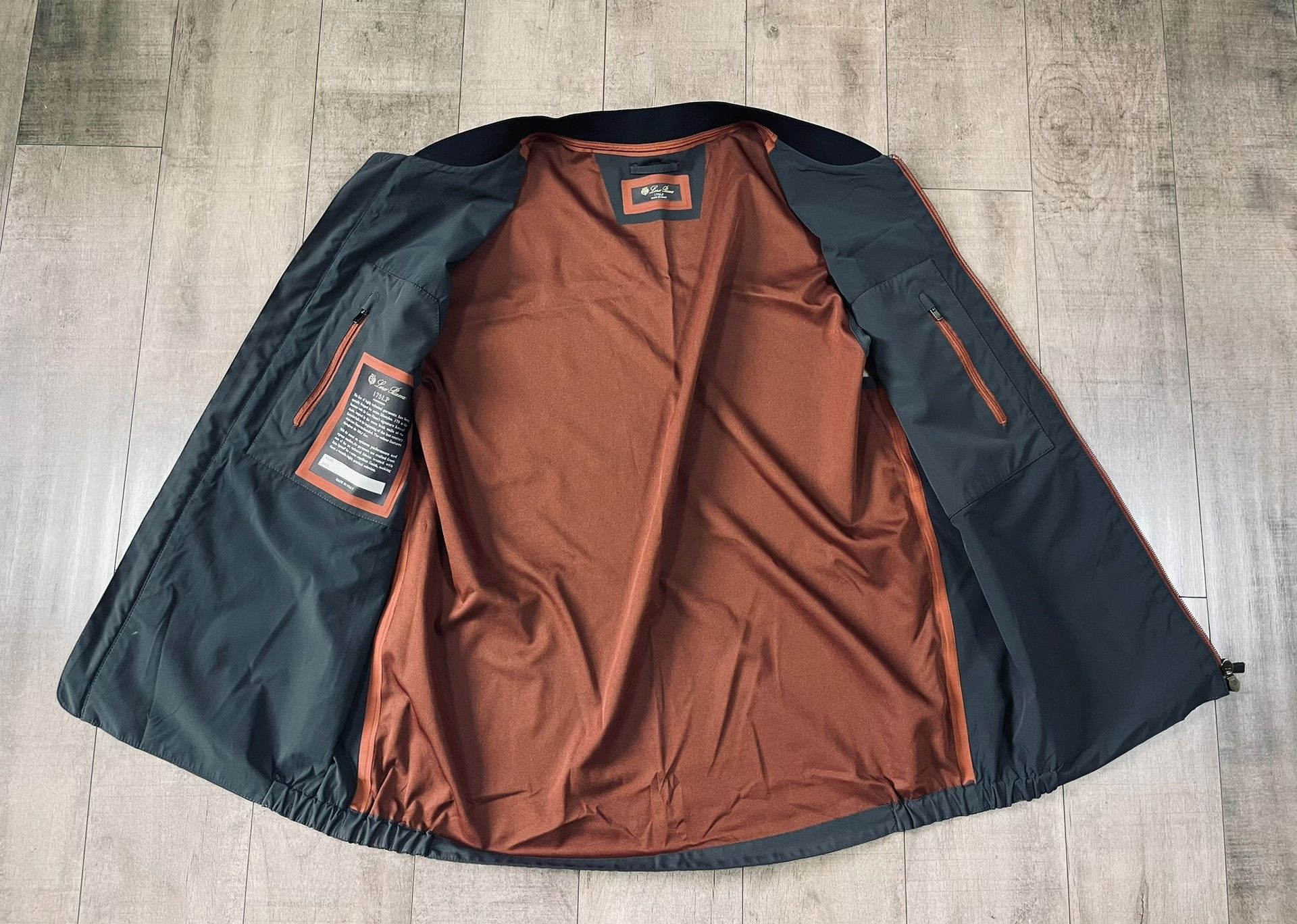 Loro Piana Loro Piana 175Lp Tech Series Vest Size US M / EU 48-50 / 2 - 3 Thumbnail