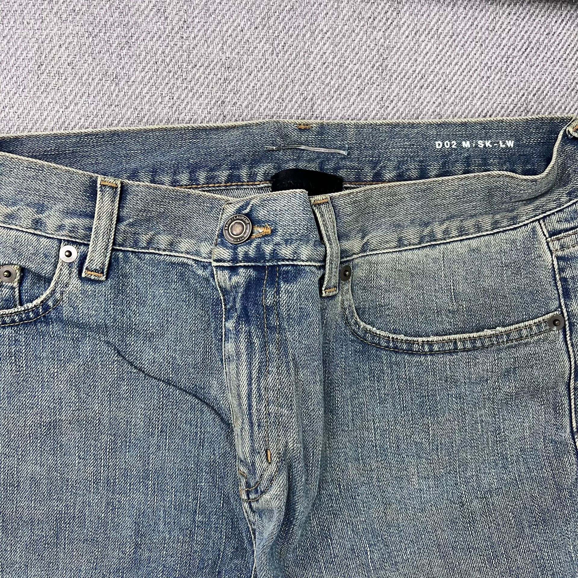 Saint Laurent Paris Saint Laurent 15FW Slash Distressed Jeans Size US 34 / EU 50 - 2 Thumbnail