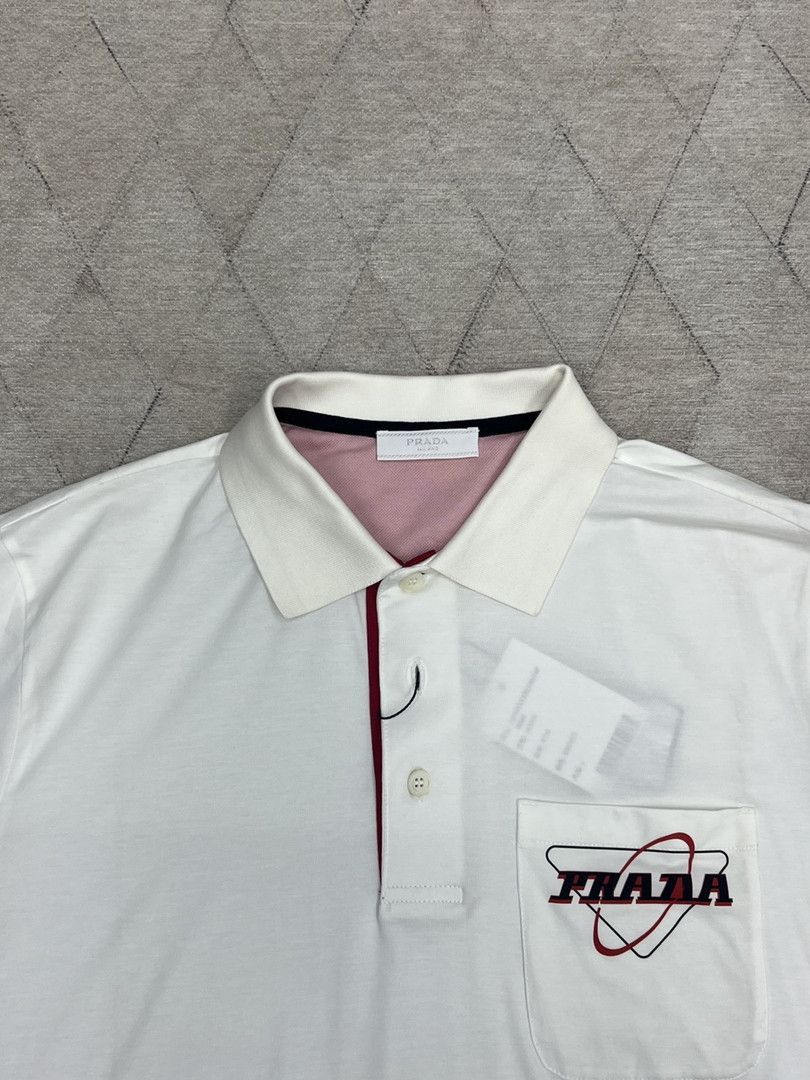 Prada Graphic Polo Shirt in White Size US L / EU 52-54 / 3 - 6 Thumbnail