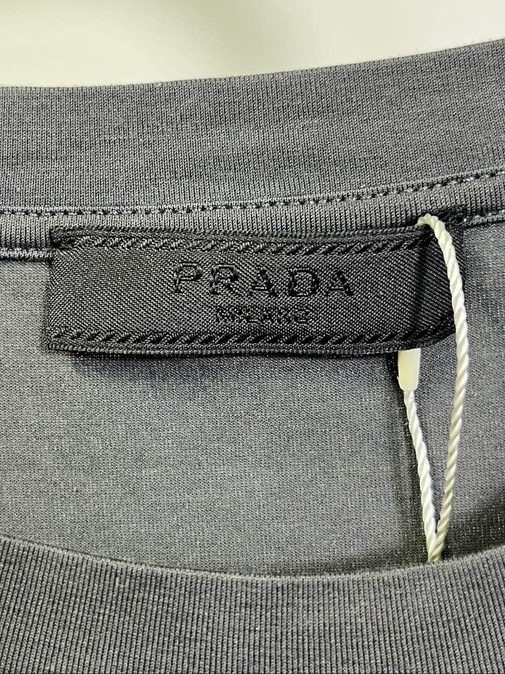 Prada Gray Logo Short Sleeve T-Shirt Size US M / EU 48-50 / 2 - 3 Thumbnail
