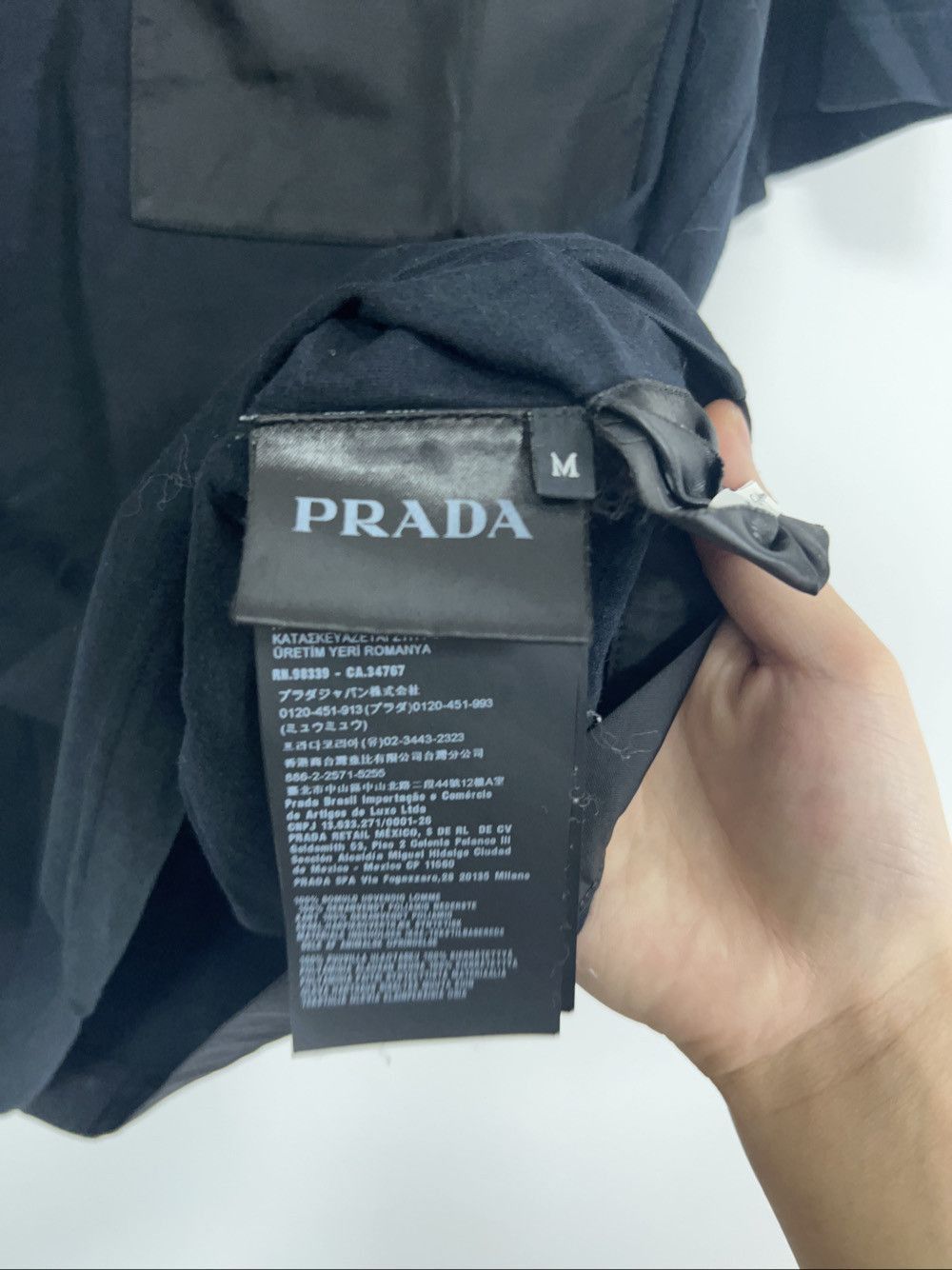 Prada Sleek Black Pocket T-Shirt in Size M Size US M / EU 48-50 / 2 - 4 Thumbnail