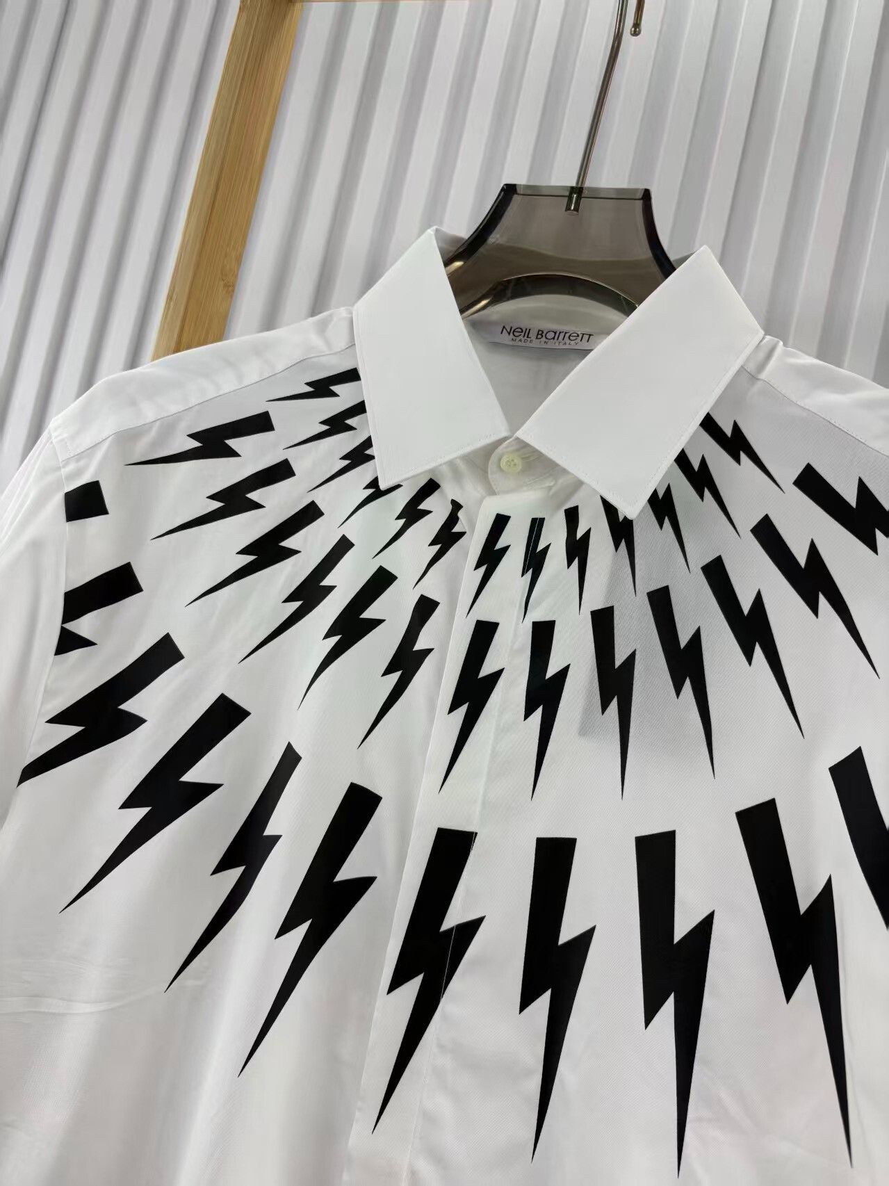 Neil Barrett Neil Barrett Short-Sleeve Shirt Size US XXS / EU 40 - 5 Thumbnail