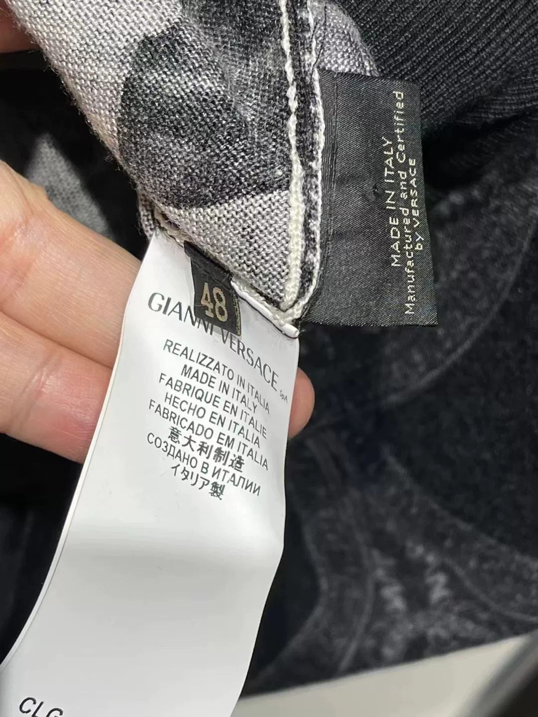 Versace Versace Main Line Silk Wool Sweater 48 Size US M / EU 48-50 / 2 - 4 Thumbnail