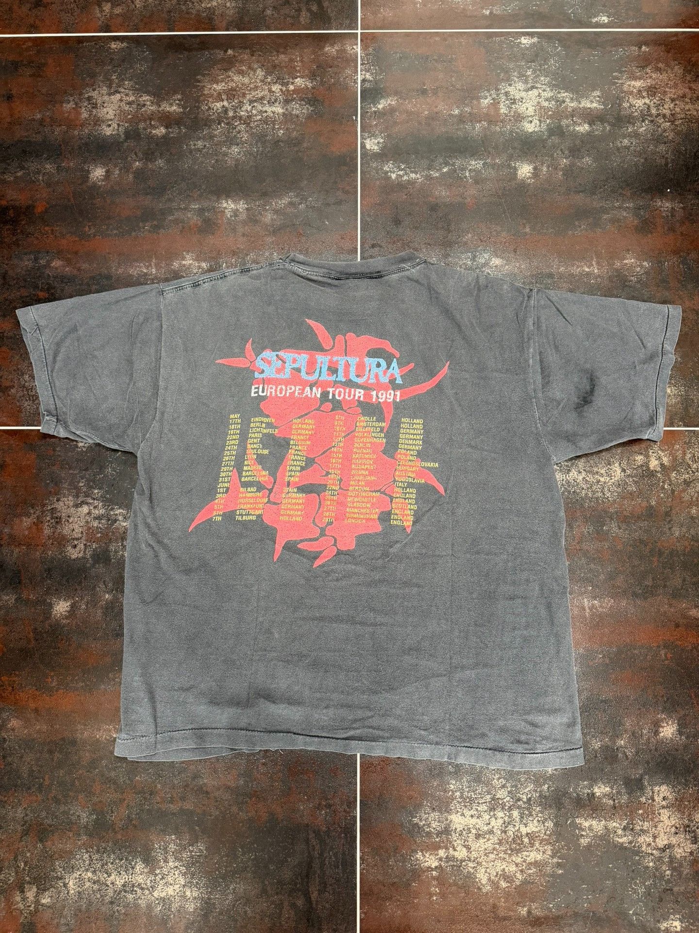 Vintage Vintage Sepultura 1991 Arise Tee Size US M / EU 48-50 / 2 - 3 Thumbnail