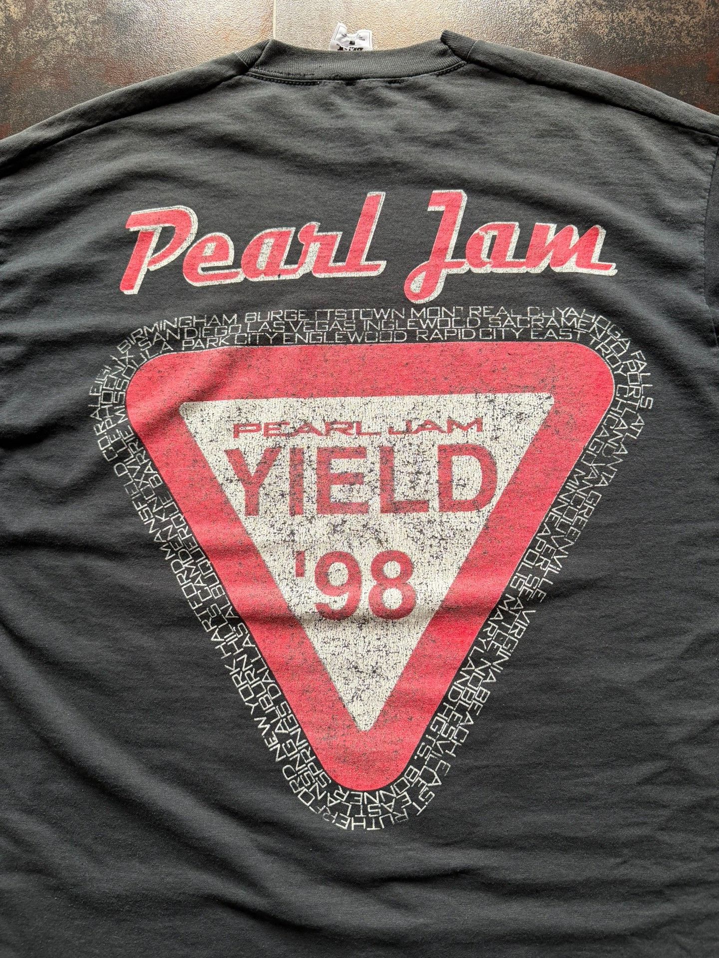Vintage Vintage Pearl Jam 90s Tee Size US M / EU 48-50 / 2 - 8 Thumbnail