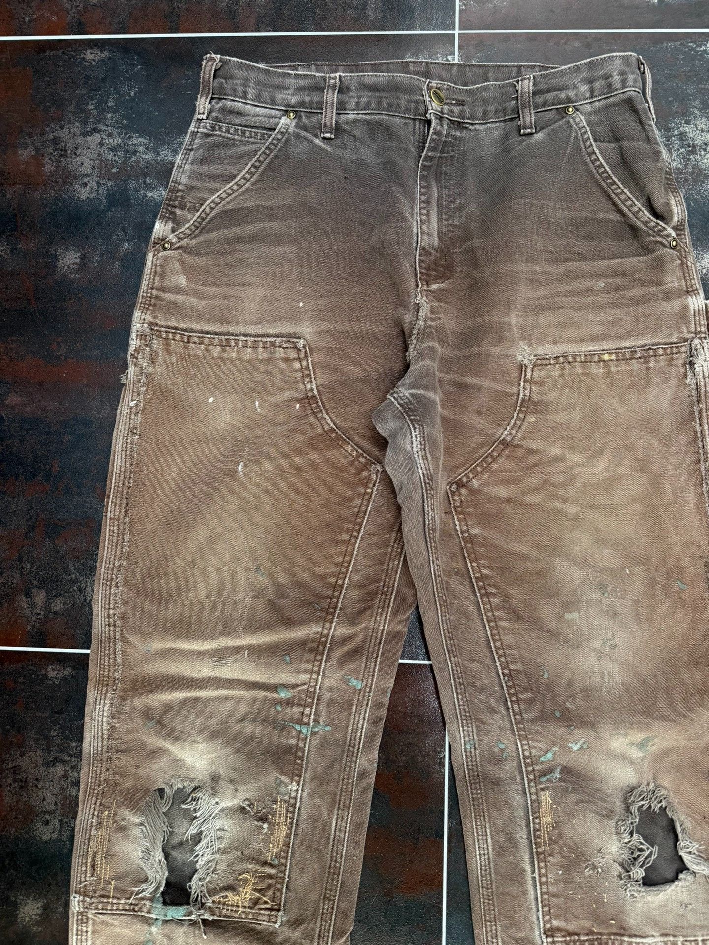 Vintage Vintage Carhartt B136 Brown Distressed Cargo Pants Size US 34 / EU 50 - 3 Thumbnail
