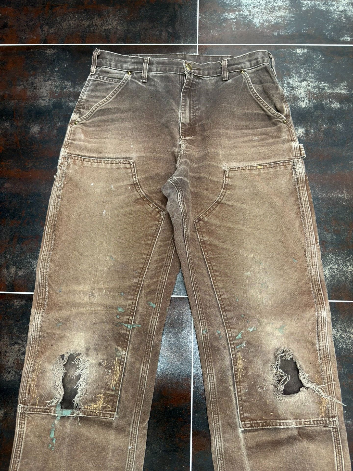 Vintage Vintage Carhartt B136 Brown Distressed Cargo Pants Size US 34 / EU 50 - 4 Thumbnail
