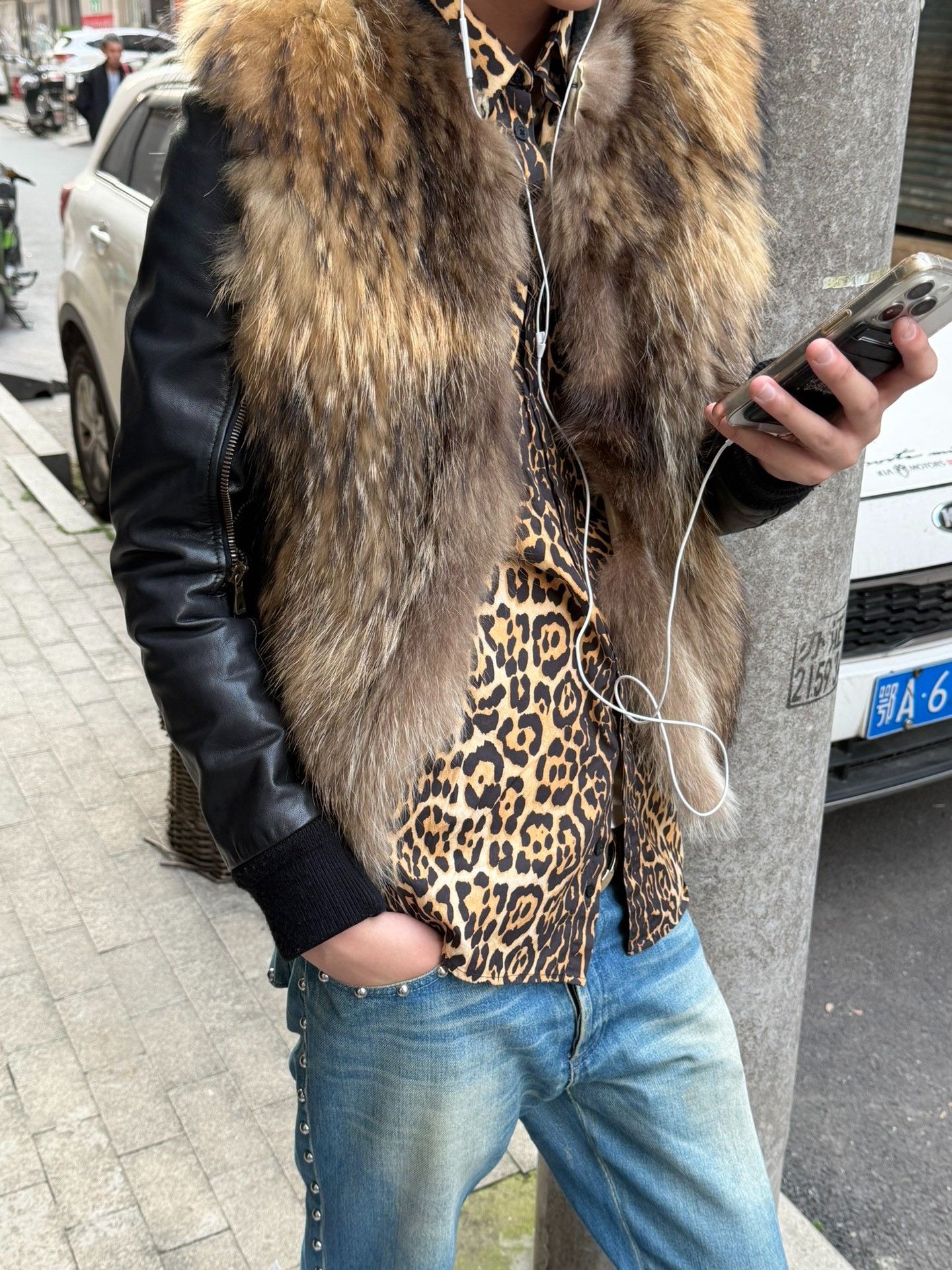Riccardo Tisci Givenchy Riccardo Tisci Leopard Shirt Size US XXS / EU 40 - 5 Thumbnail