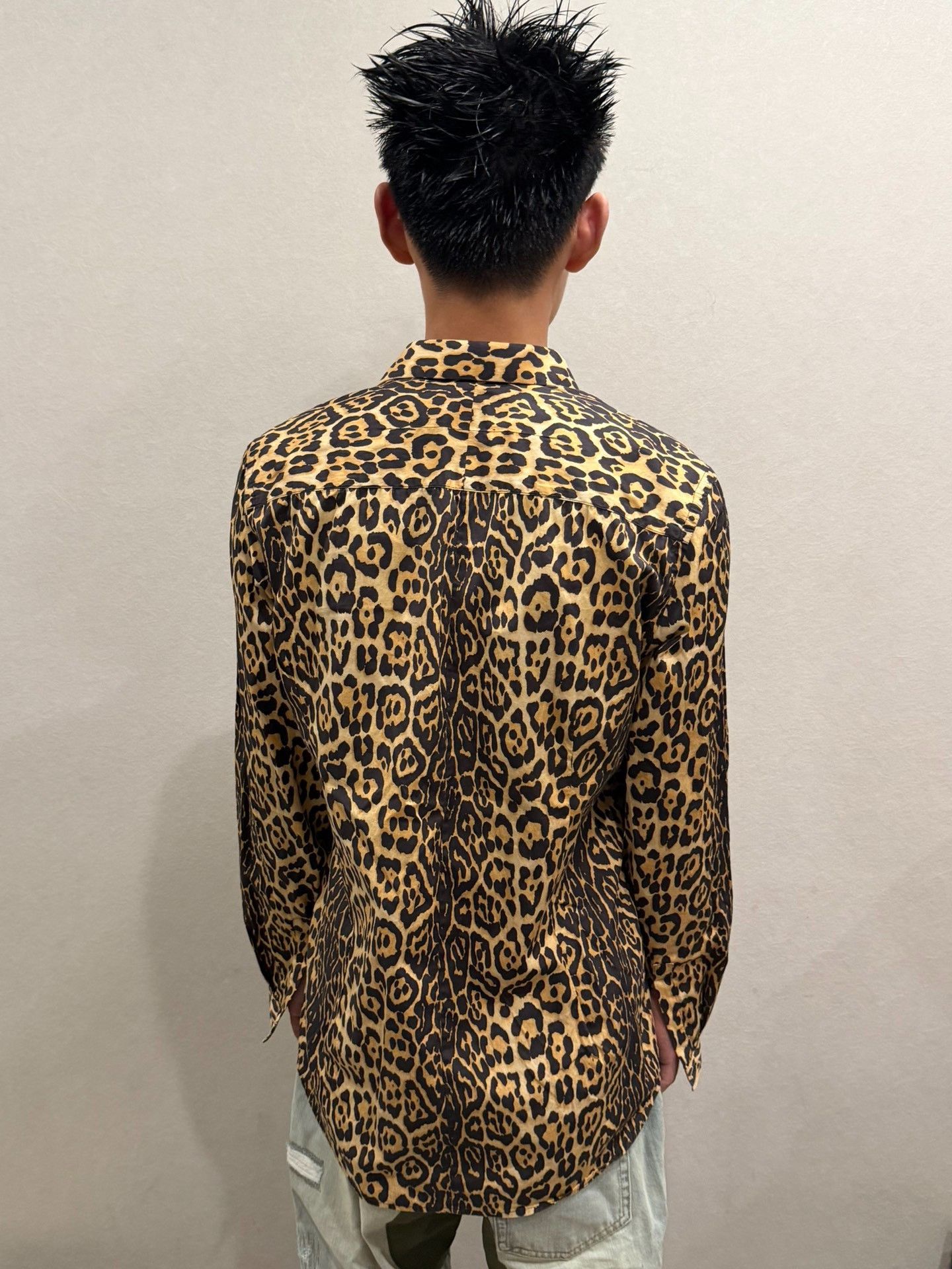 Riccardo Tisci Givenchy Riccardo Tisci Leopard Shirt Size US XXS / EU 40 - 7 Thumbnail