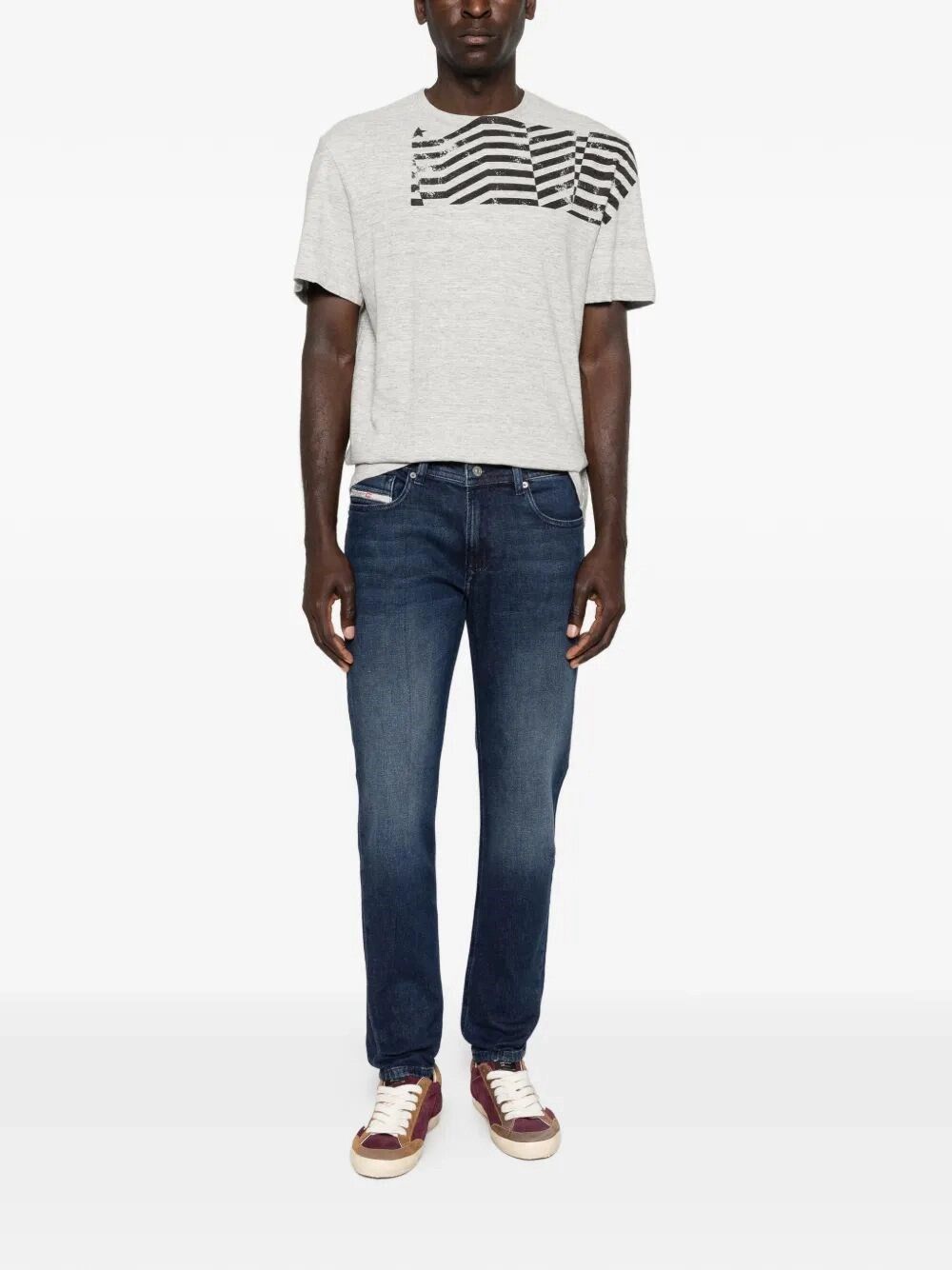 Golden Goose `Journey` Regular T-Shirt With Flag Print Size US M / EU 48-50 / 2 - 2 Thumbnail