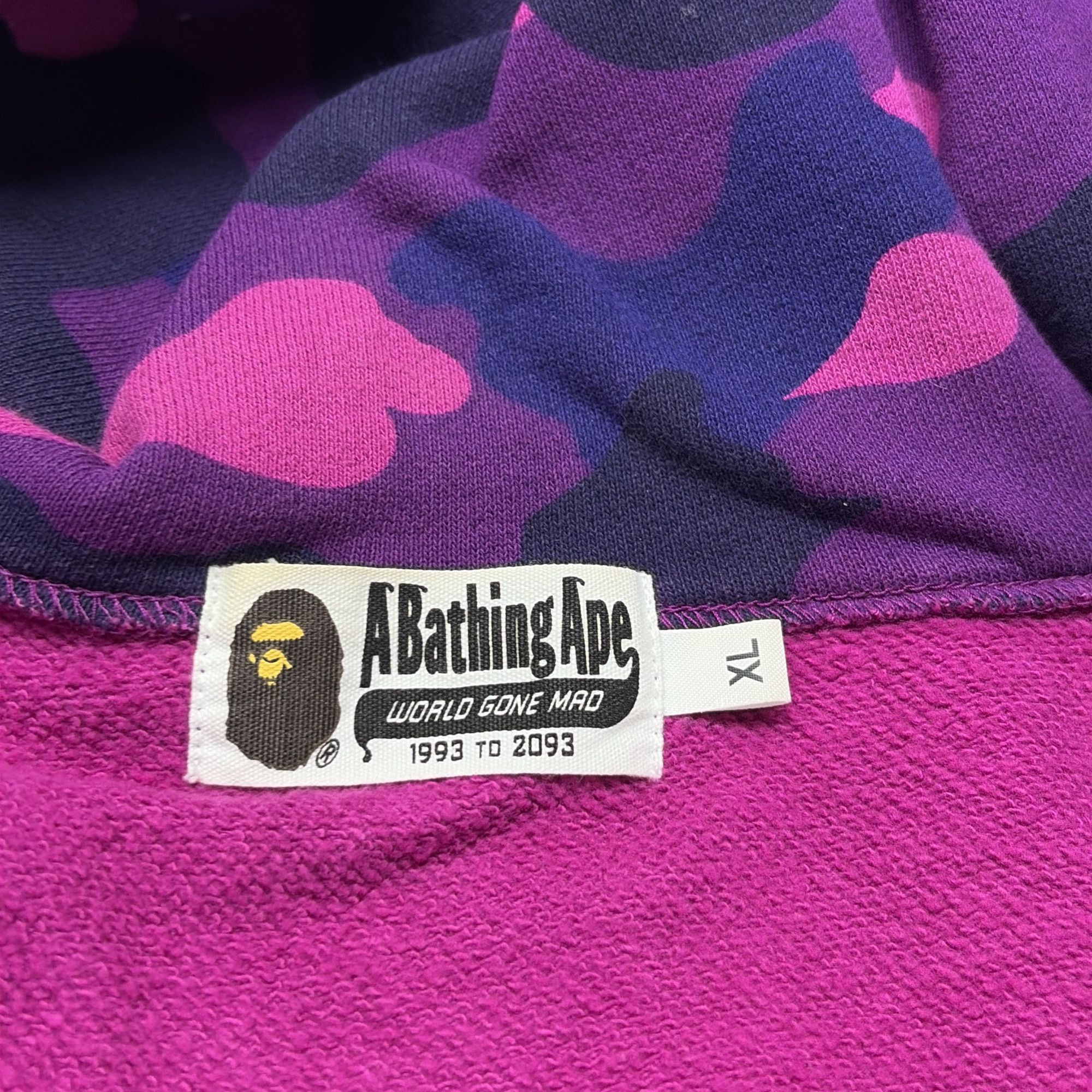 Bape A BATHING APE Camo Shark Hoodie Size XL Size US XL / EU 56 / 4 - 5 Thumbnail