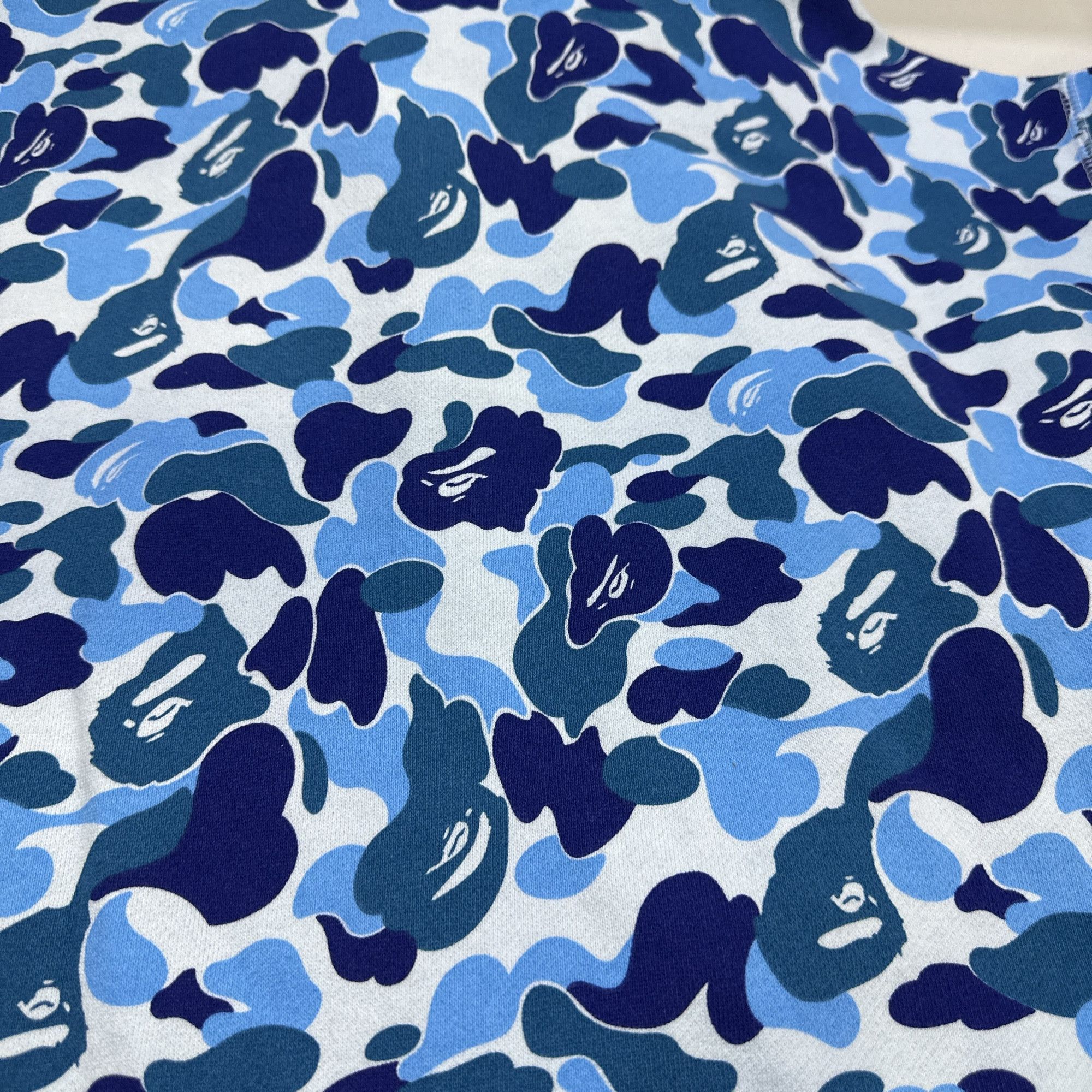 Bape A Bathing Ape Camo Shark Hoodie XL Size US XL / EU 56 / 4 - 5 Thumbnail