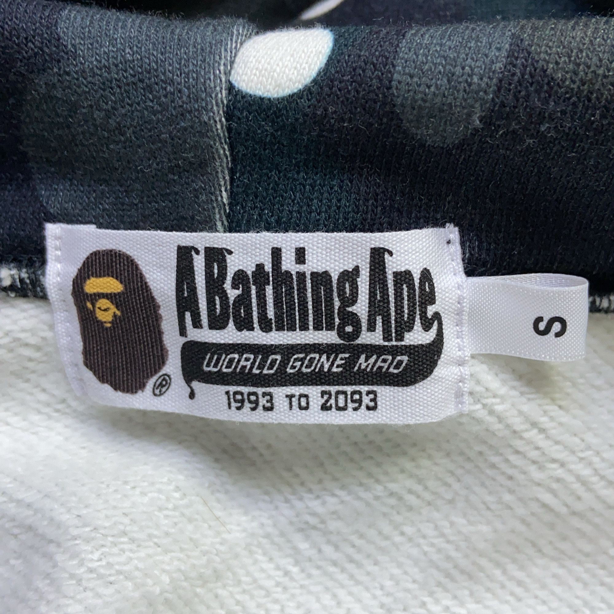Bape A Bathing Ape Shark Polka Dot Zip Hoodie Size S Size US S / EU 44-46 / 1 - 3 Thumbnail