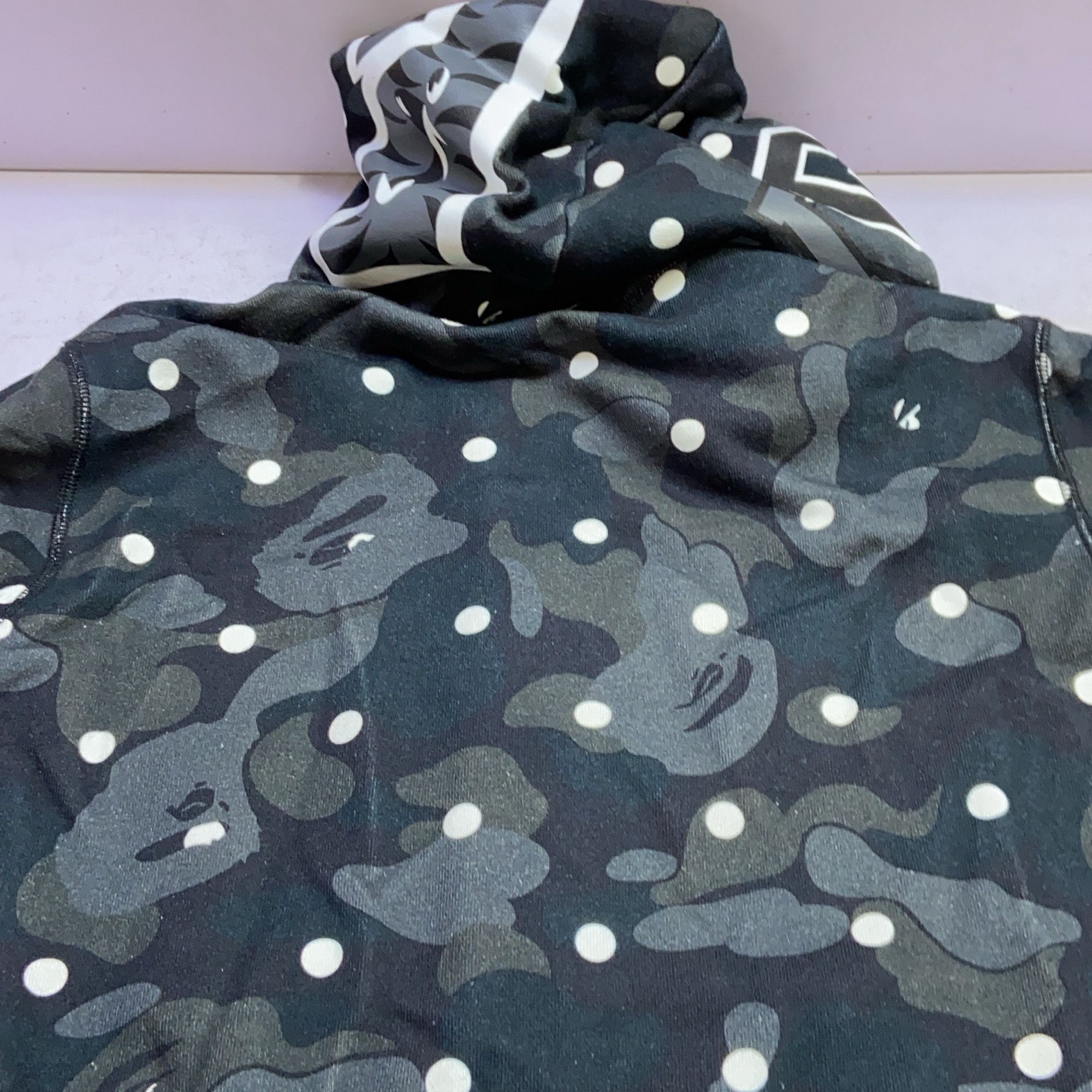 Bape A Bathing Ape Shark Polka Dot Zip Hoodie Size S Size US S / EU 44-46 / 1 - 6 Thumbnail