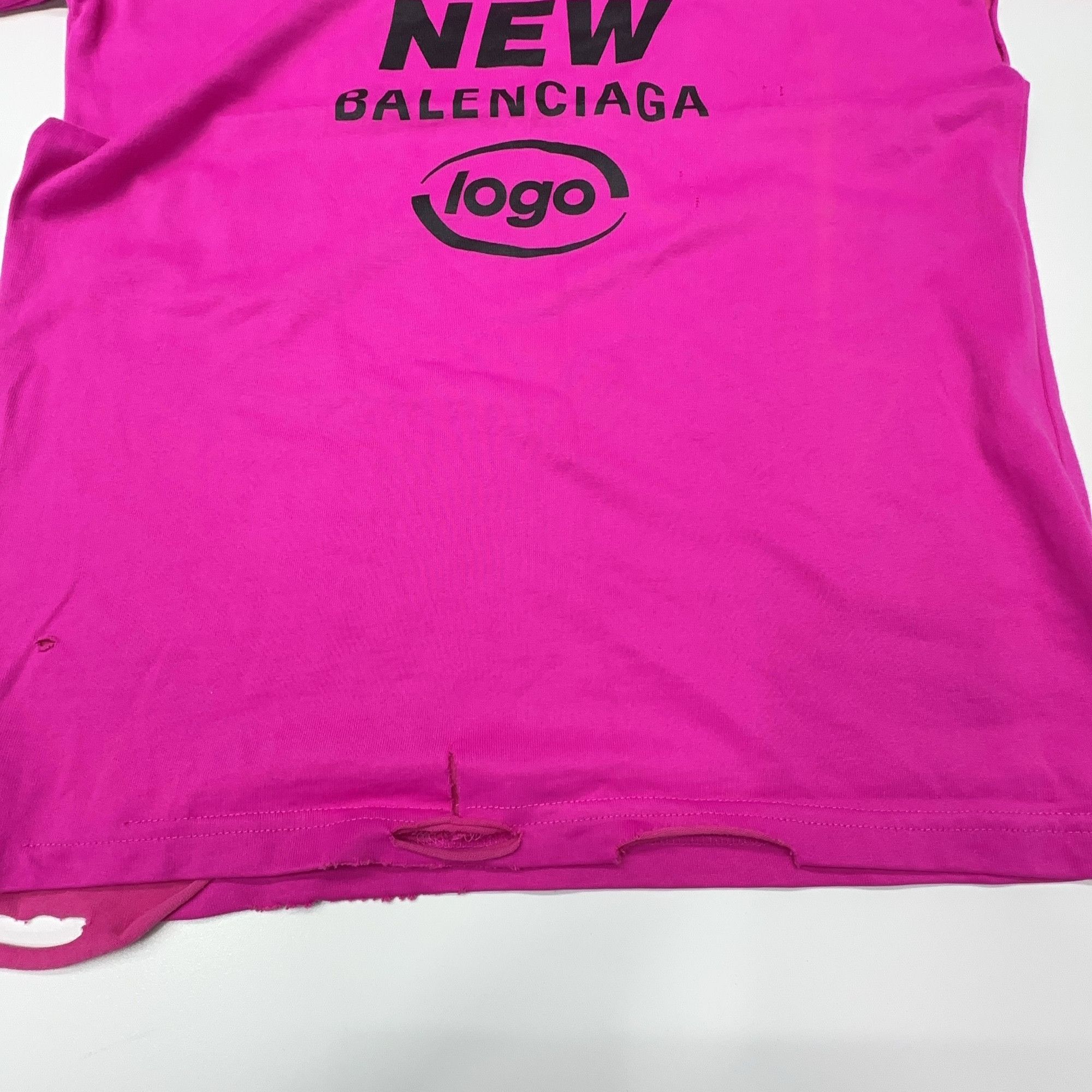 Balenciaga Balenciaga This Is Not The New Logo T-Shirt Size S Size S / US 4 / IT 40 - 6 Thumbnail