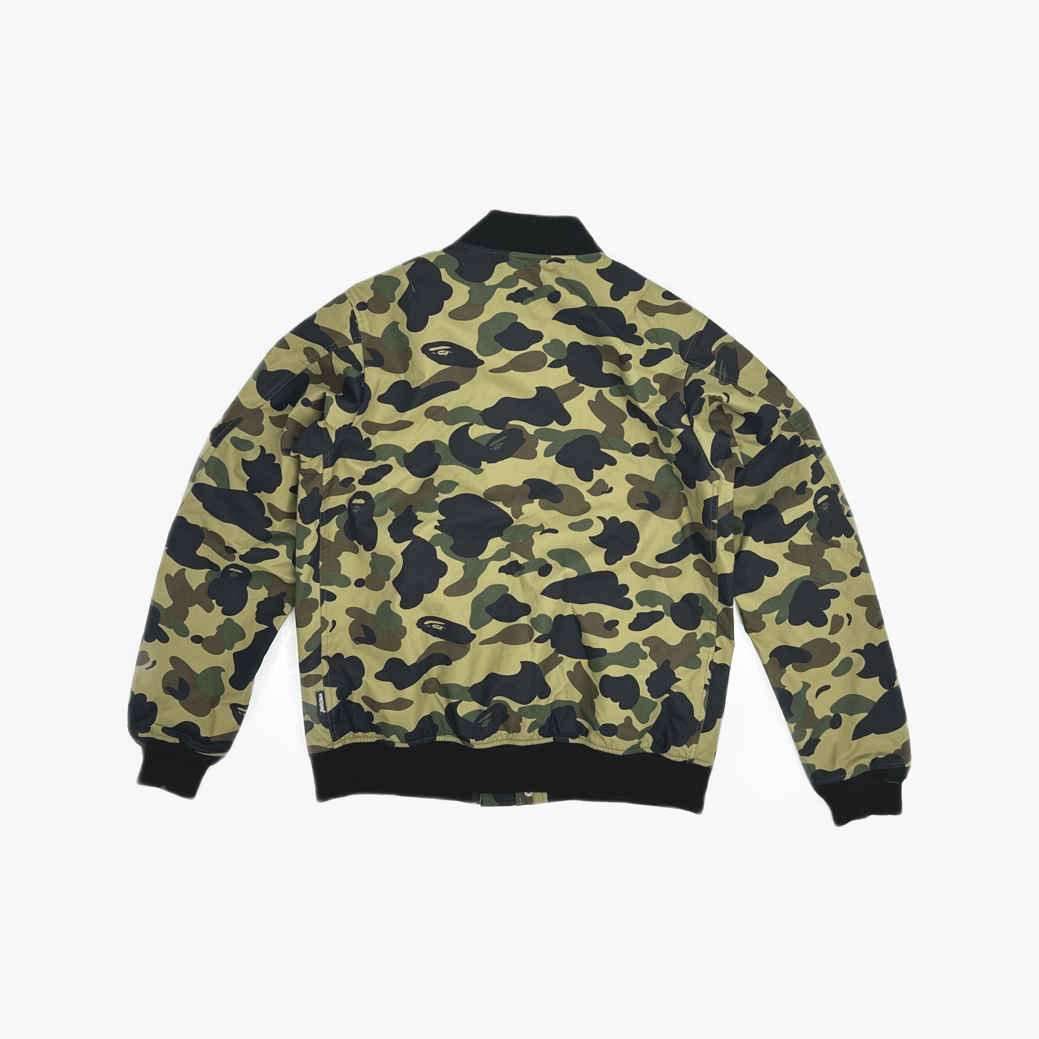 Bape A Bathing Ape Camo Windstopper Bomber Jacket Size L Size US L / EU 52-54 / 3 - 2 Thumbnail
