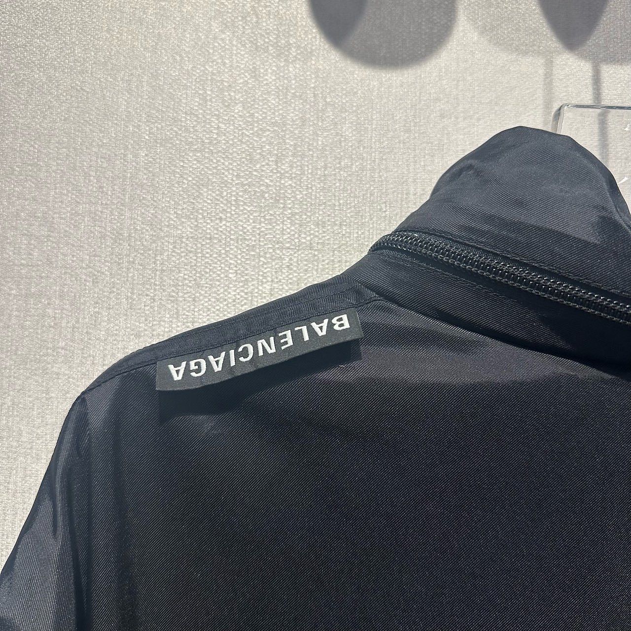 Balenciaga Balenciaga Logo Nylon Windbreaker Size 36 Size XS / US 0-2 / IT 36-38 - 5 Thumbnail