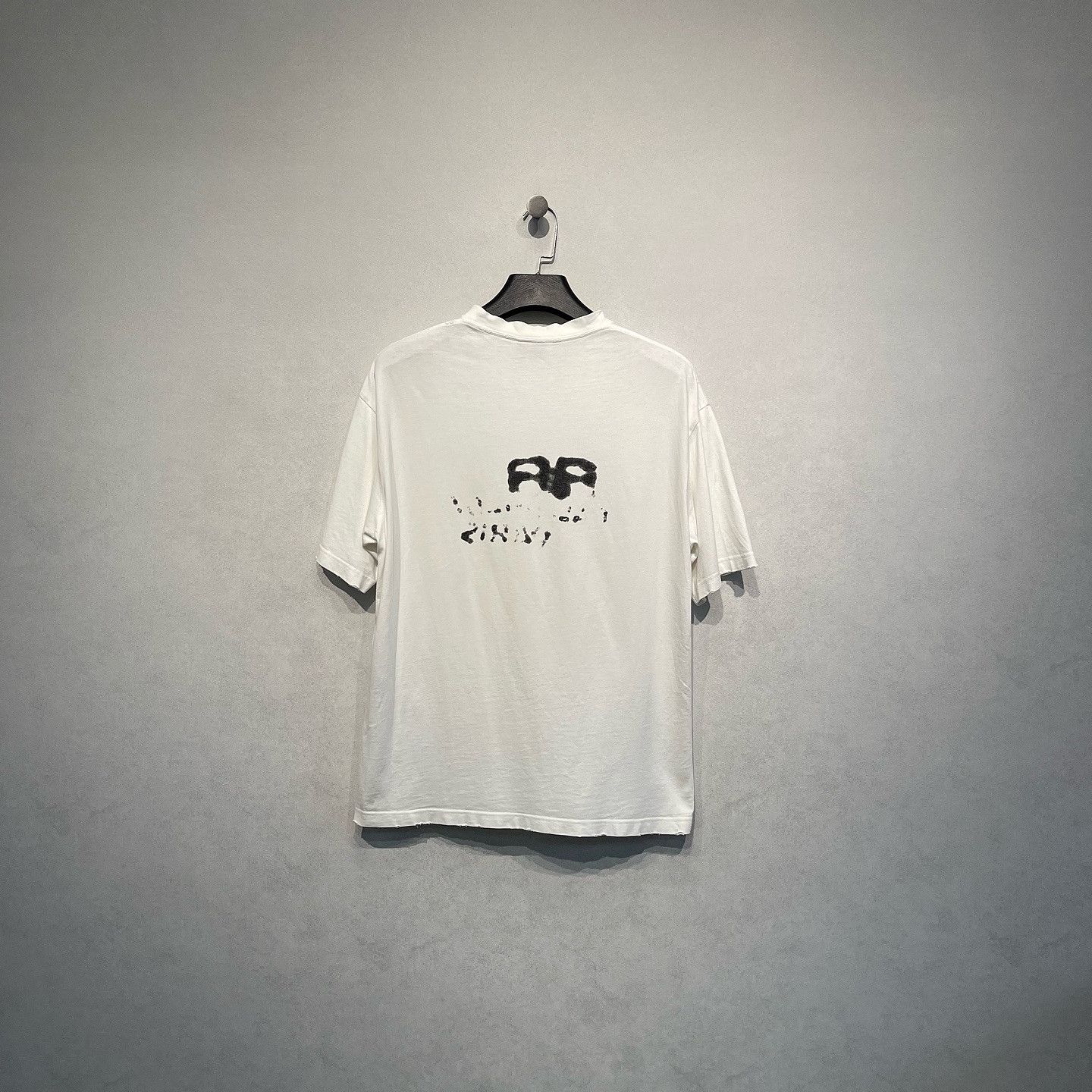 Balenciaga Balenciaga Graphic Logo T-Shirt Size XS Size US XS / EU 42 / 0 - 2 Thumbnail