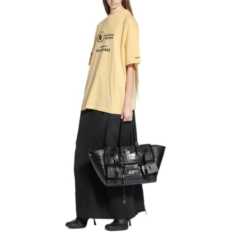 Balenciaga Balenciaga WFP Graphic T-Shirt Yellow Size L Size US L / EU 52-54 / 3 - 10 Thumbnail