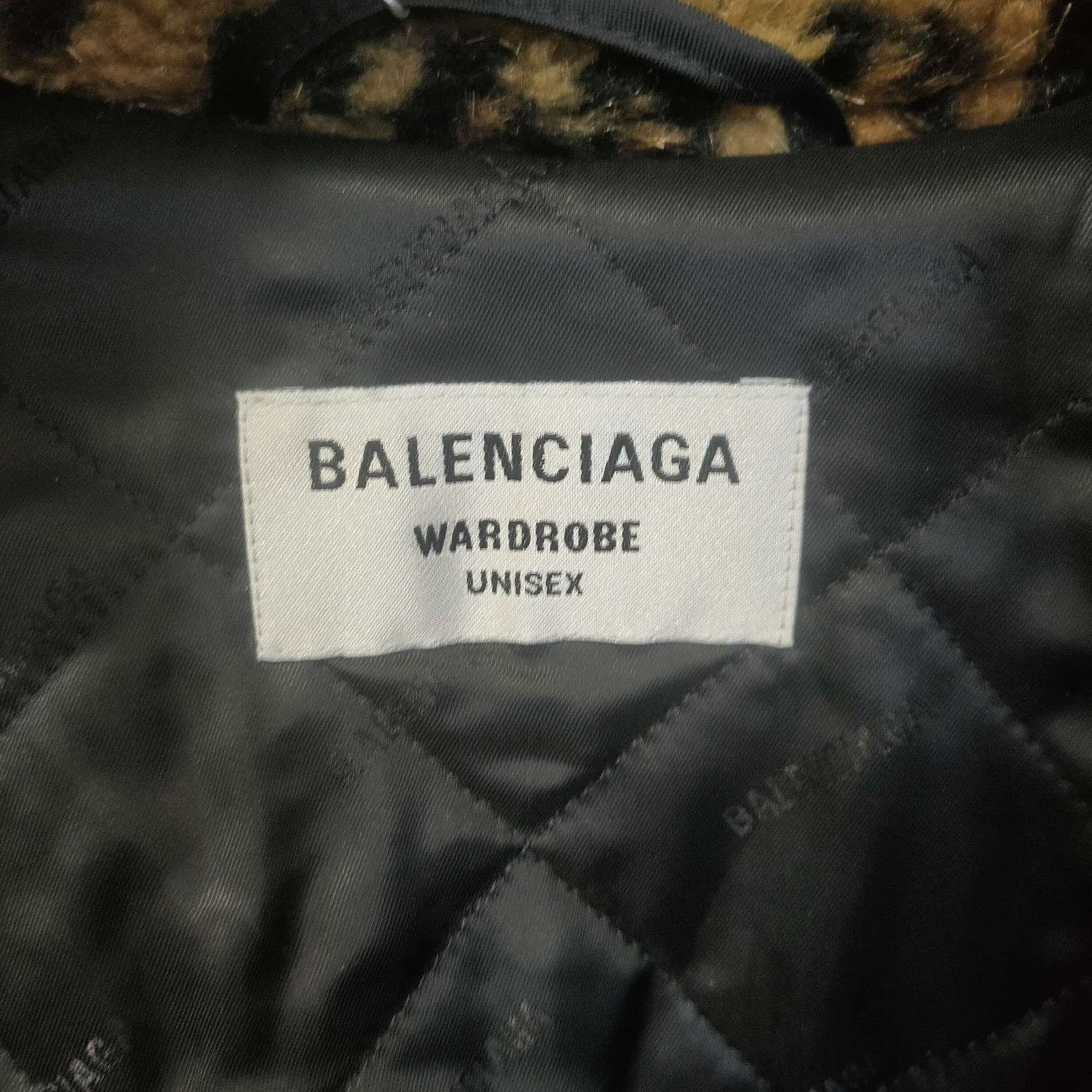 Balenciaga Balenciaga Leopard Faux Fur Jacket Size 34 Size XS / US 0-2 / IT 36-38 - 3 Thumbnail