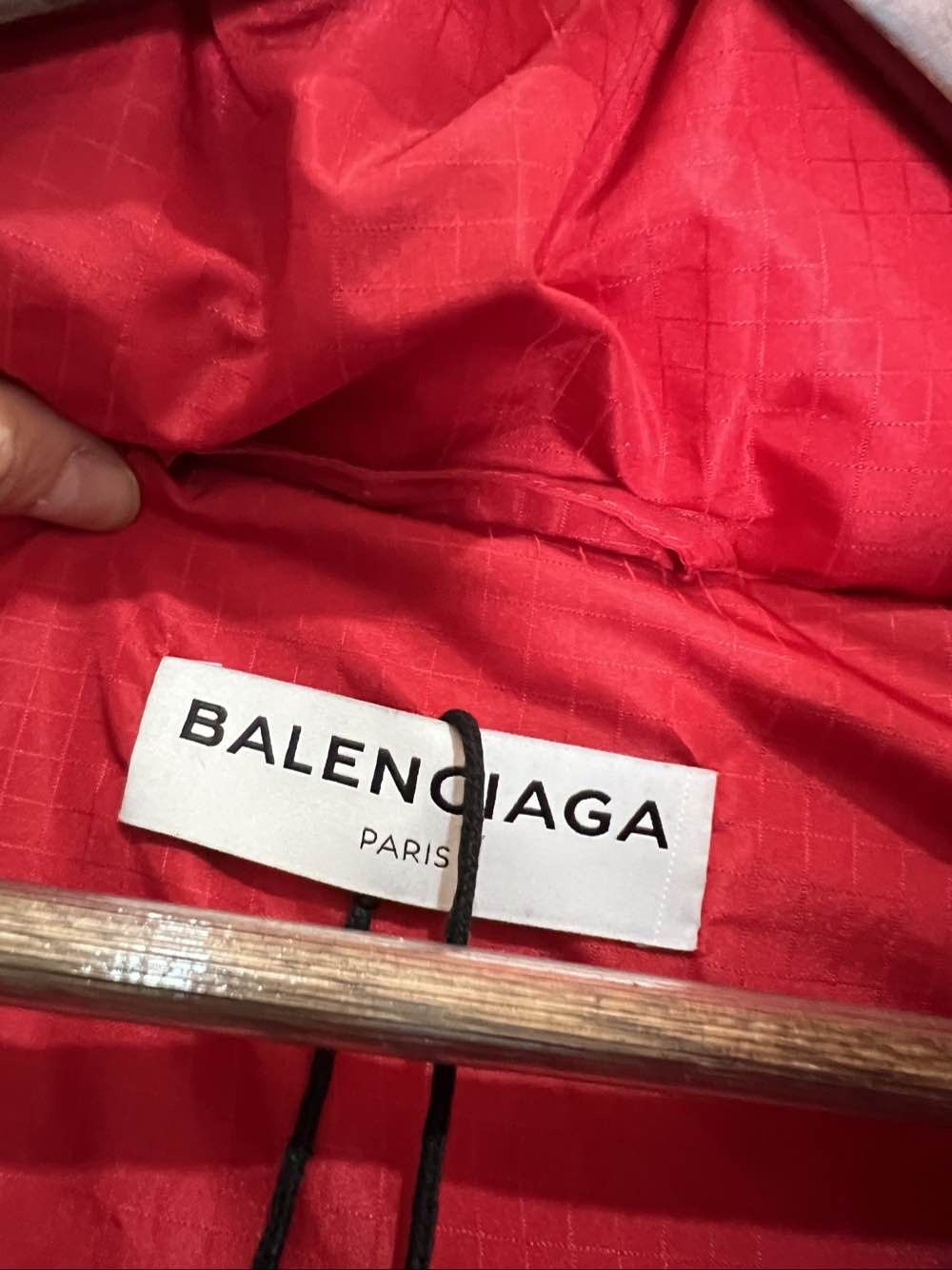 Balenciaga Balenciaga Red Scarf Detail Down Jacket Size 36 Size XS / US 0-2 / IT 36-38 - 3 Thumbnail
