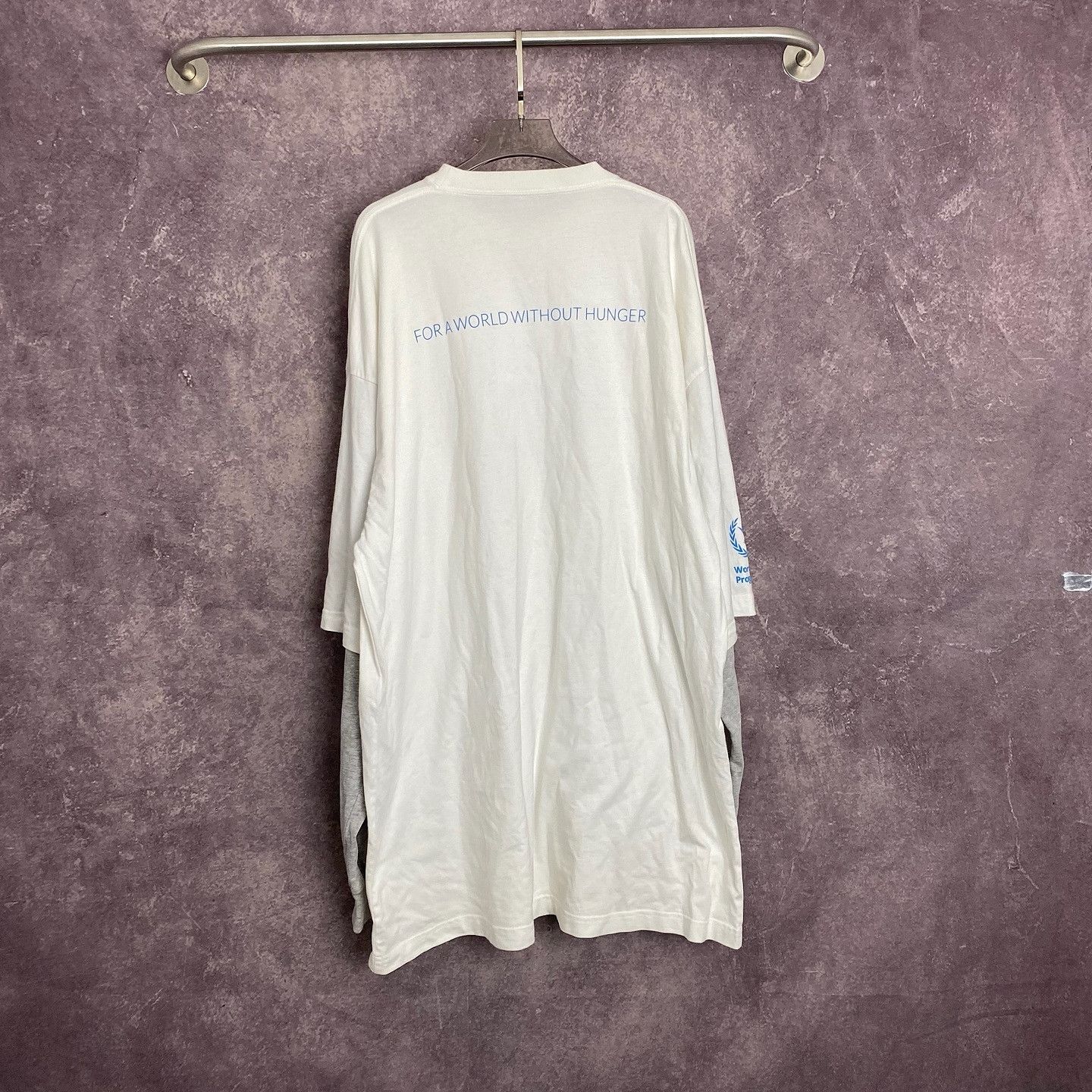 Balenciaga Balenciaga x WFP Logo Layered Long Sleeve Tee Size 3 Size US L / EU 52-54 / 3 - 2 Thumbnail