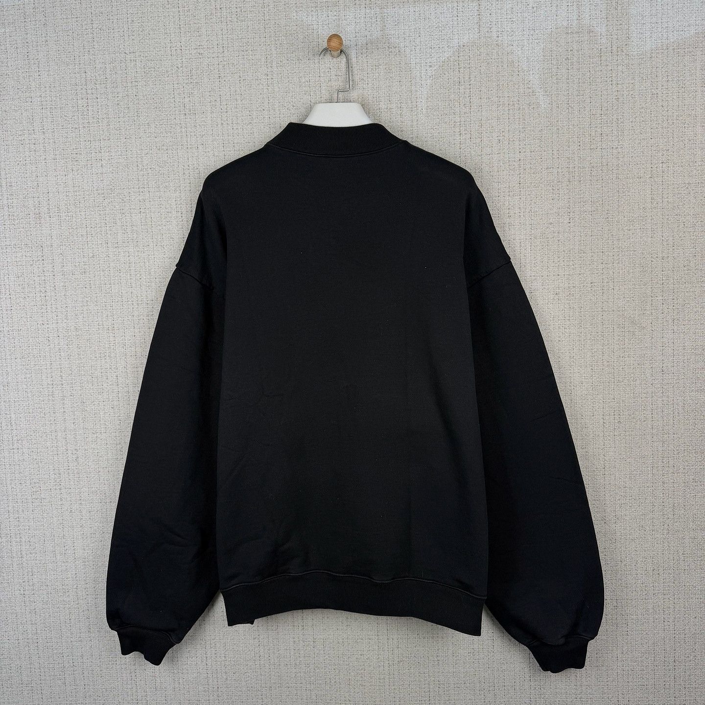 Balenciaga Balenciaga Crest Logo Sweatshirt Size S Size US S / EU 44-46 / 1 - 2 Thumbnail