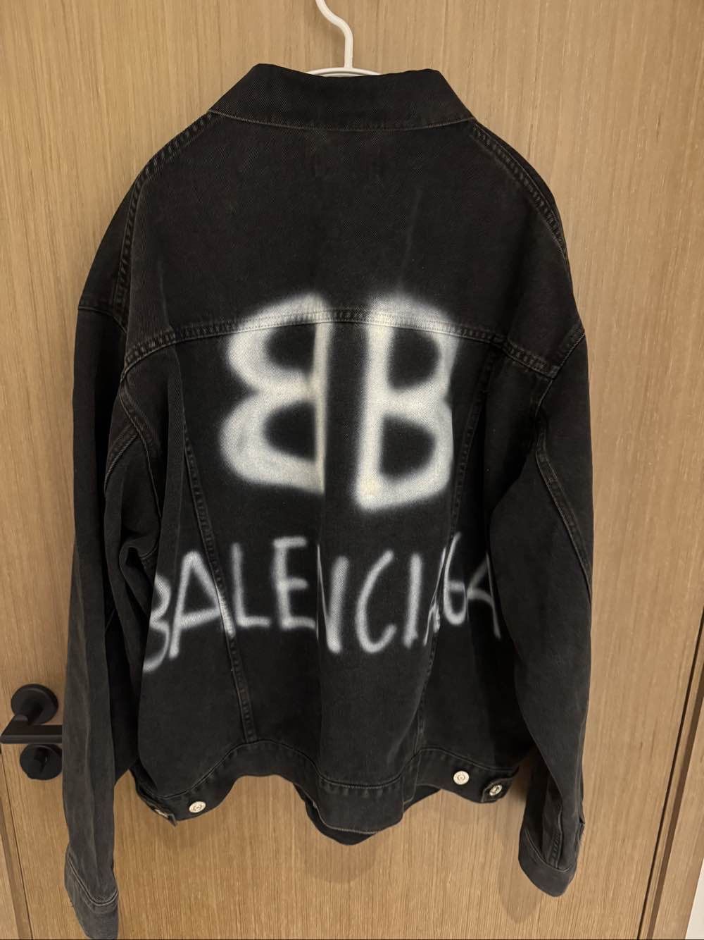 Balenciaga Balenciaga Spray Logo Denim Jacket Size XS Size US XS / EU 42 / 0 - 2 Thumbnail