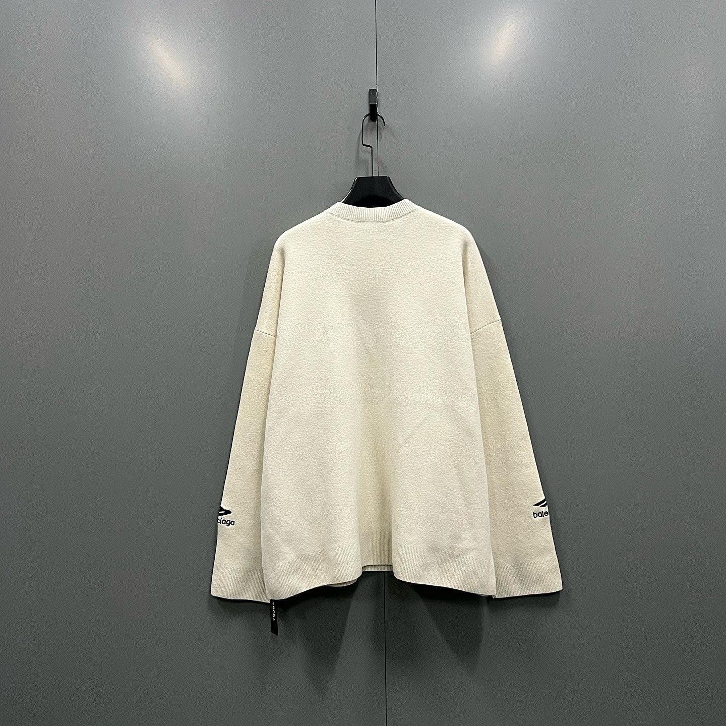 Balenciaga Balenciaga Logo Wool Sweater Size M Size US M / EU 48-50 / 2 - 2 Thumbnail