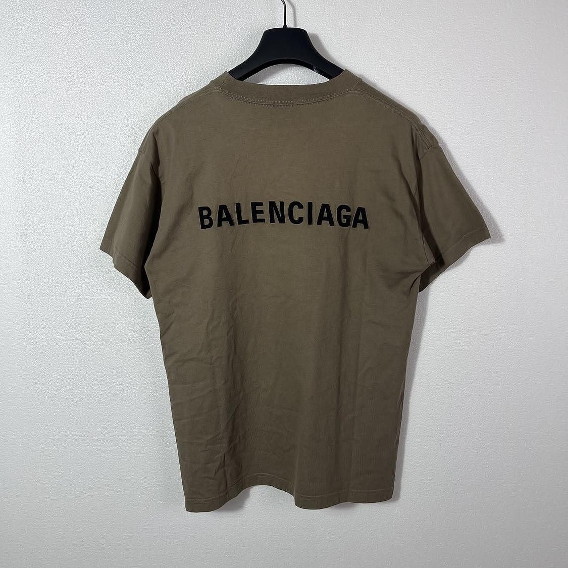 Balenciaga Balenciaga Logo T-Shirt Brown Size XS Size US XS / EU 42 / 0 - 2 Thumbnail
