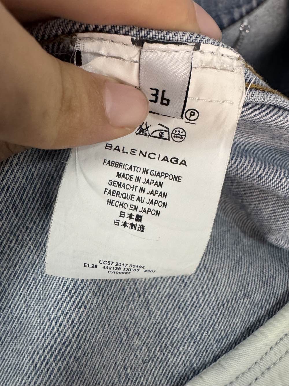 Balenciaga Balenciaga Denim Jacket Size S Size US S / EU 44-46 / 1 - 4 Thumbnail