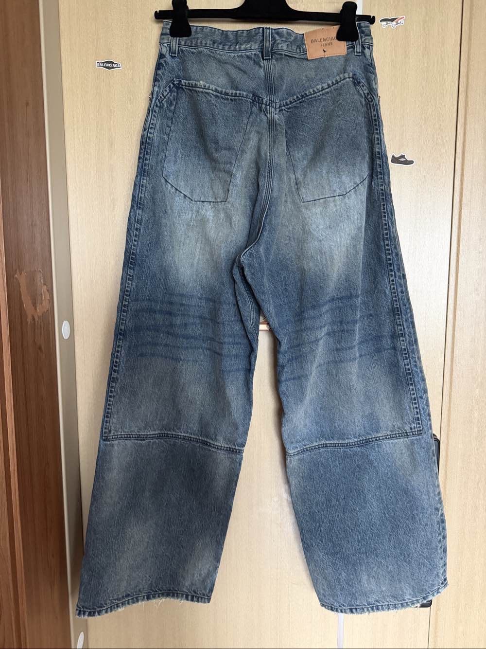 Balenciaga Balenciaga Distressed Logo Denim Jeans Size XS Size US 28 / EU 44 - 2 Thumbnail