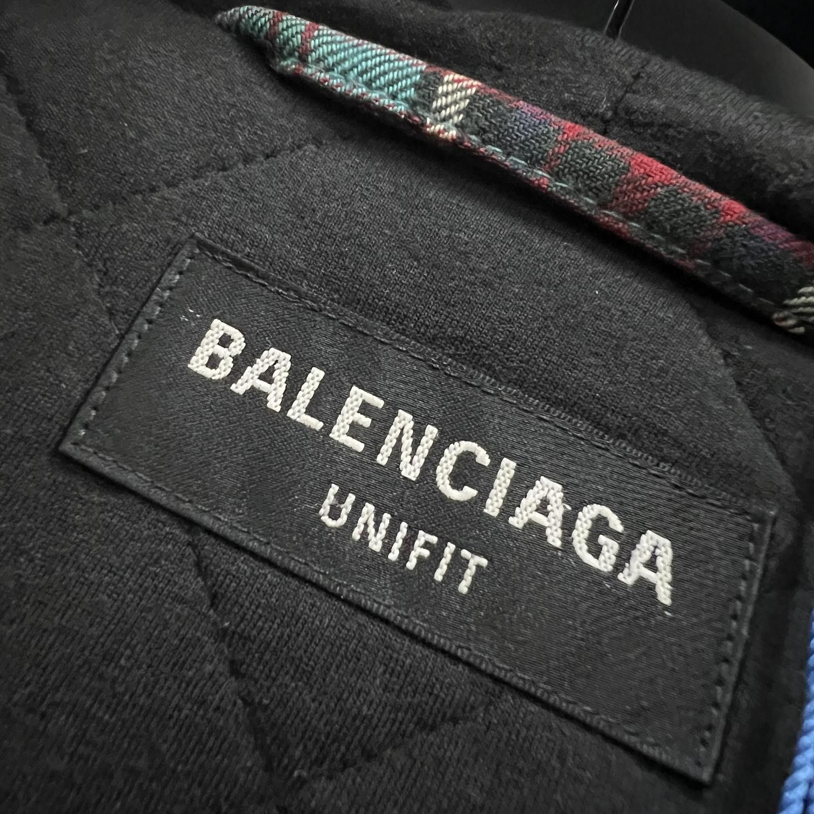 Balenciaga Balenciaga Gradient Plaid Hooded Shirt Size XS Size XS / US 0-2 / IT 36-38 - 3 Thumbnail