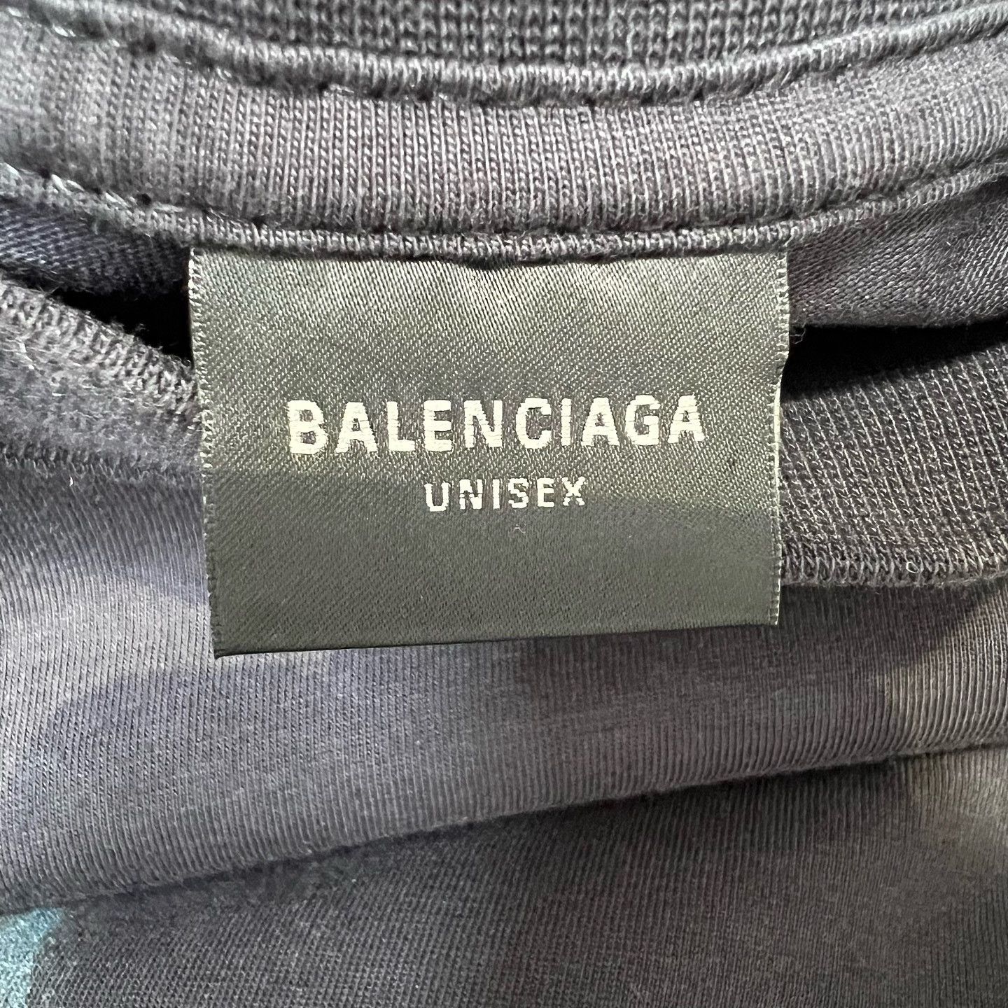 Balenciaga Balenciaga Graphic Print T-Shirt Size S Size US S / EU 44-46 / 1 - 3 Thumbnail