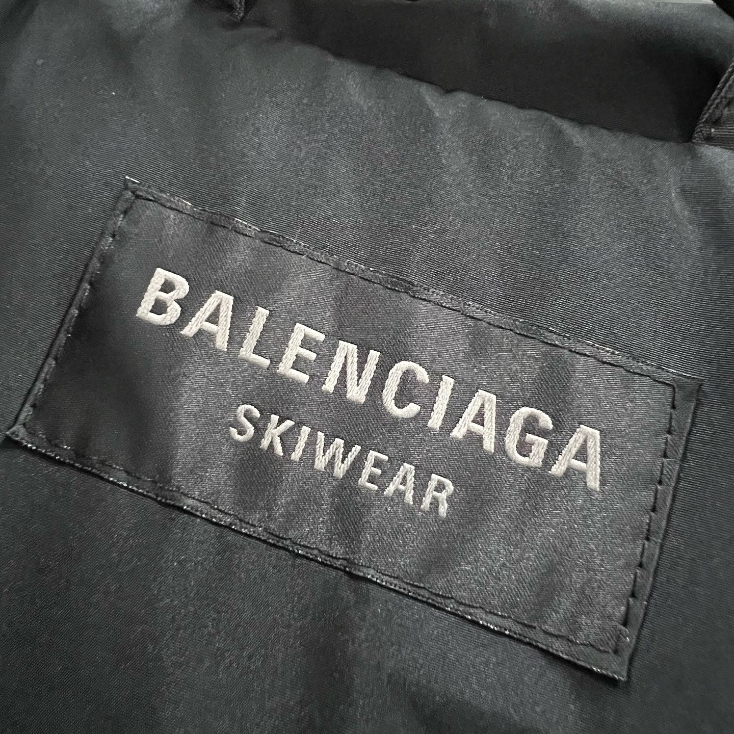 Balenciaga Balenciaga Logo Skiwear Jacket Size 50 Size US M / EU 48-50 / 2 - 3 Thumbnail