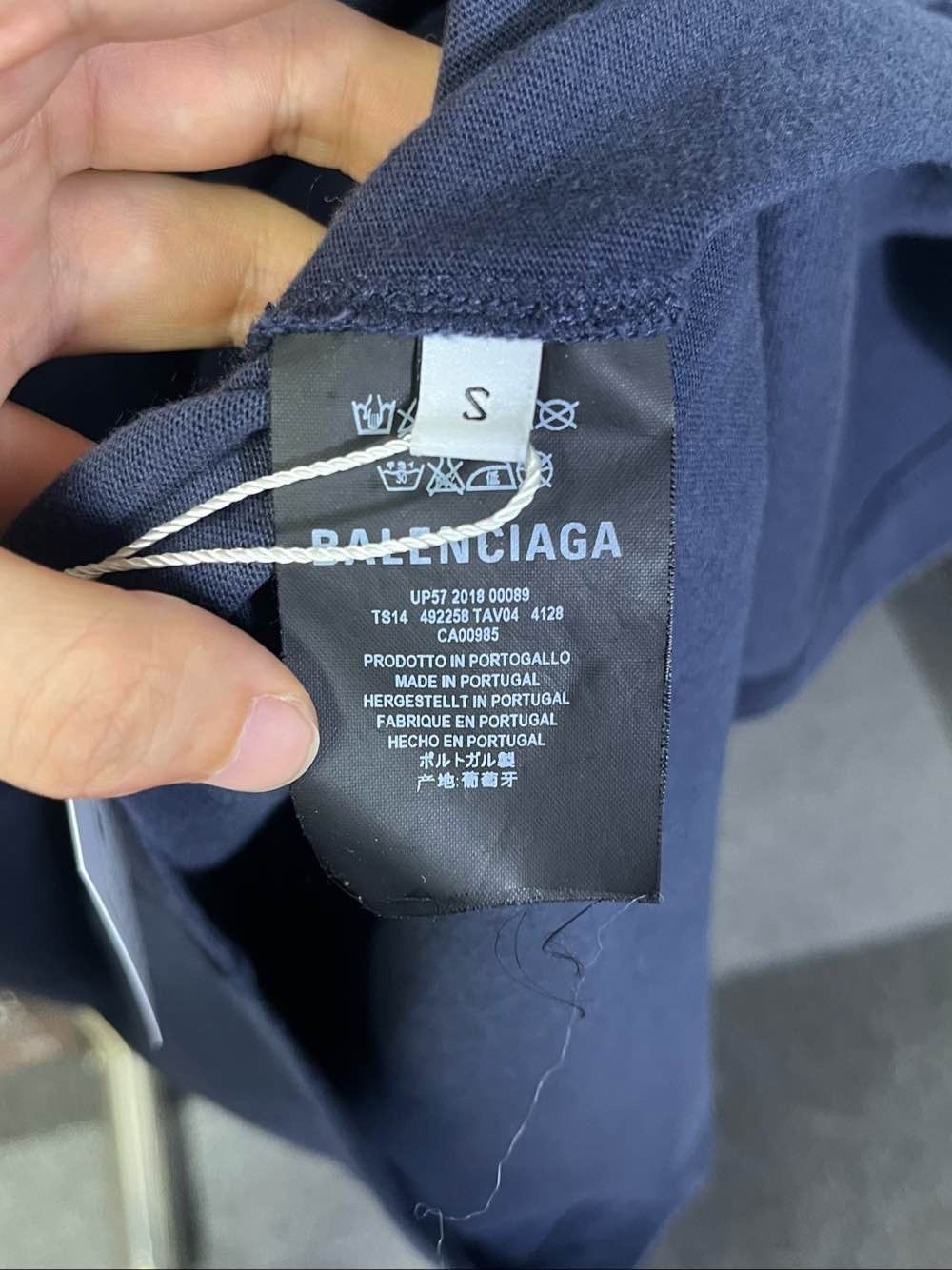 Balenciaga Balenciaga Laurel Logo T-Shirt Size S Size S / US 4 / IT 40 - 4 Thumbnail
