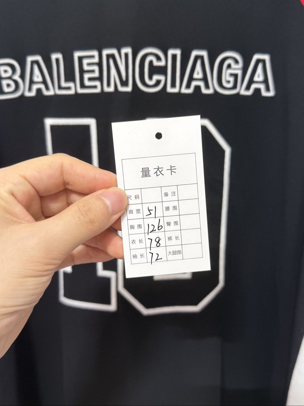 Balenciaga Balenciaga x NBA Jersey Long Sleeve Shirt Size S Size US S / EU 44-46 / 1 - 10 Thumbnail
